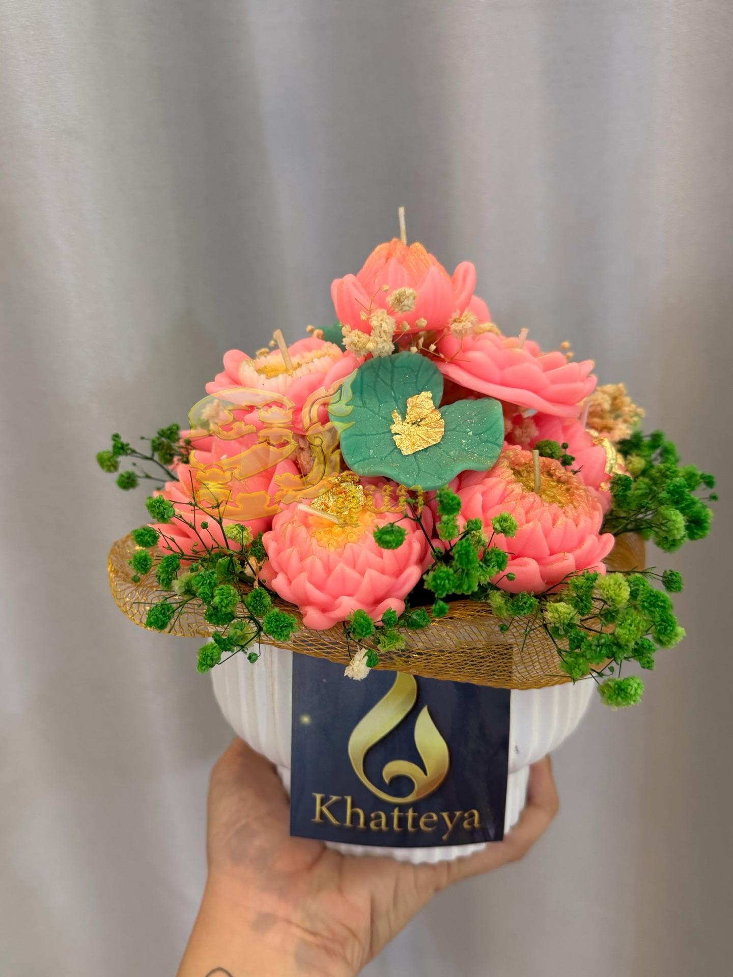 Size M Flower Decor No box
