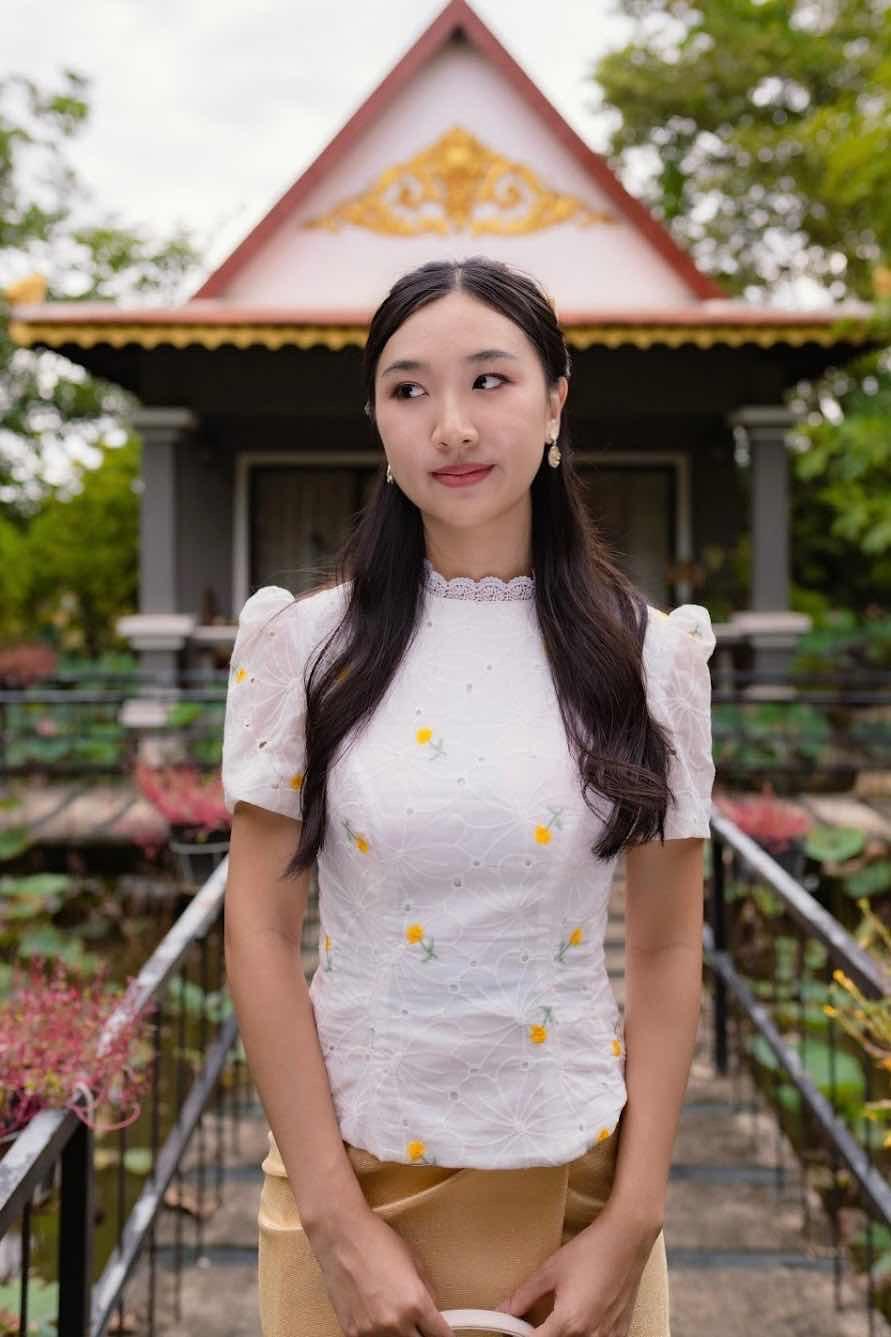 Yellow flower set