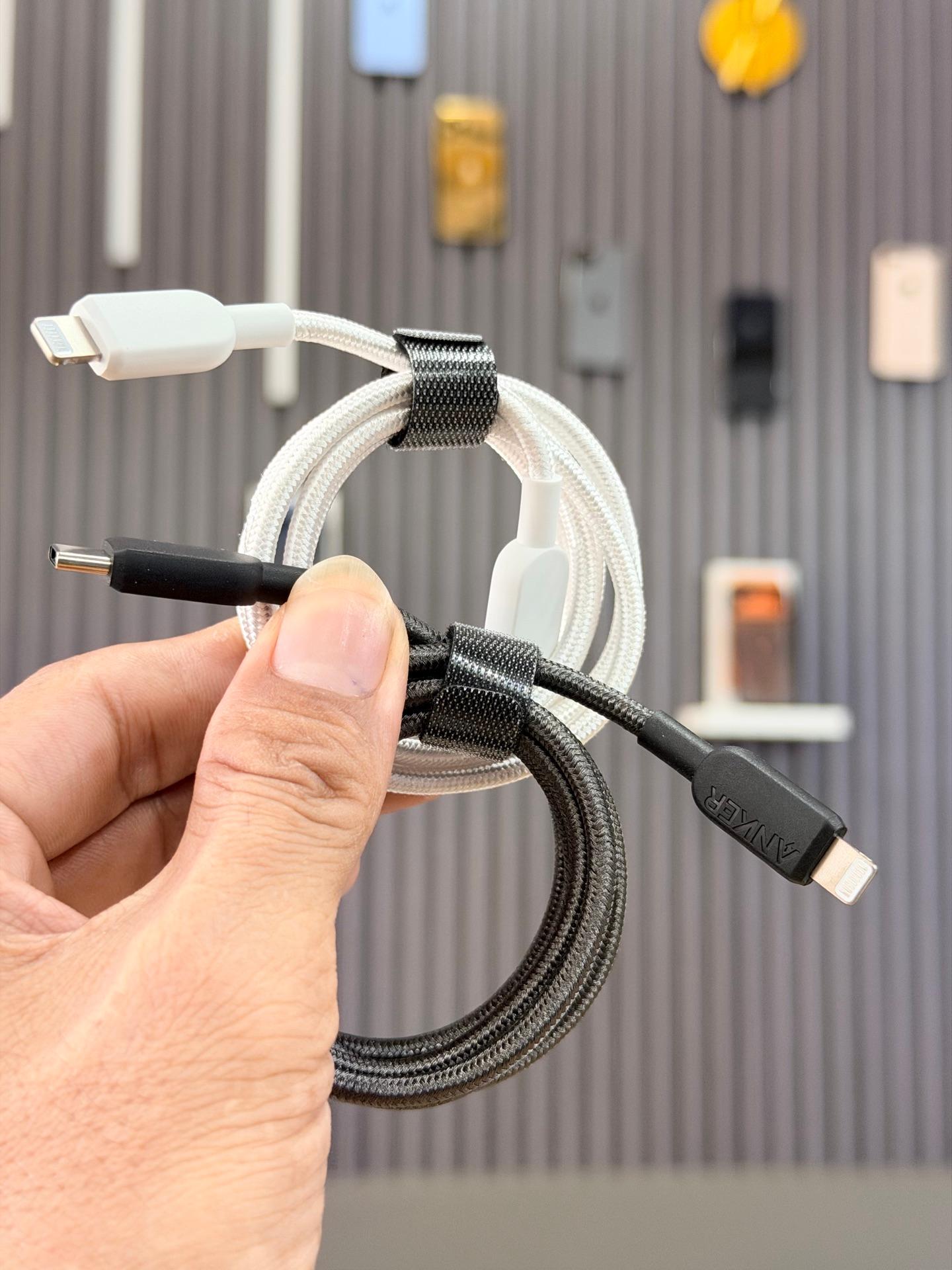Anker 310 C to lightning