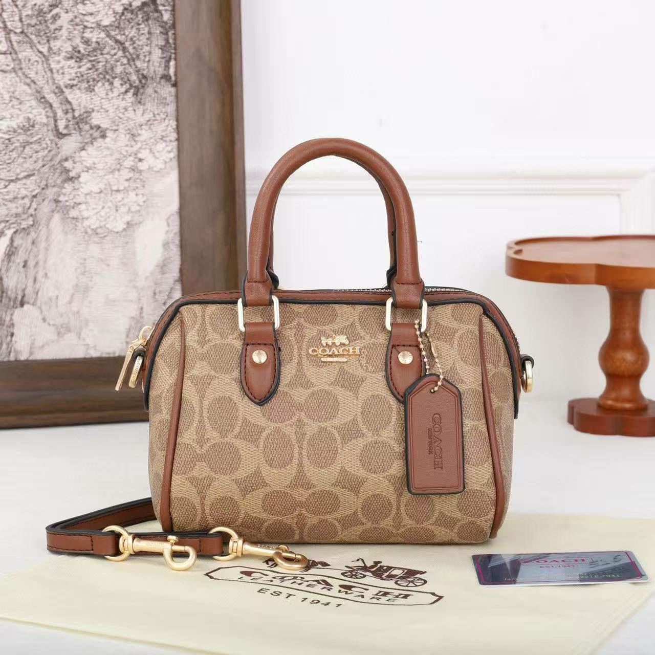 ម៉ាក coach