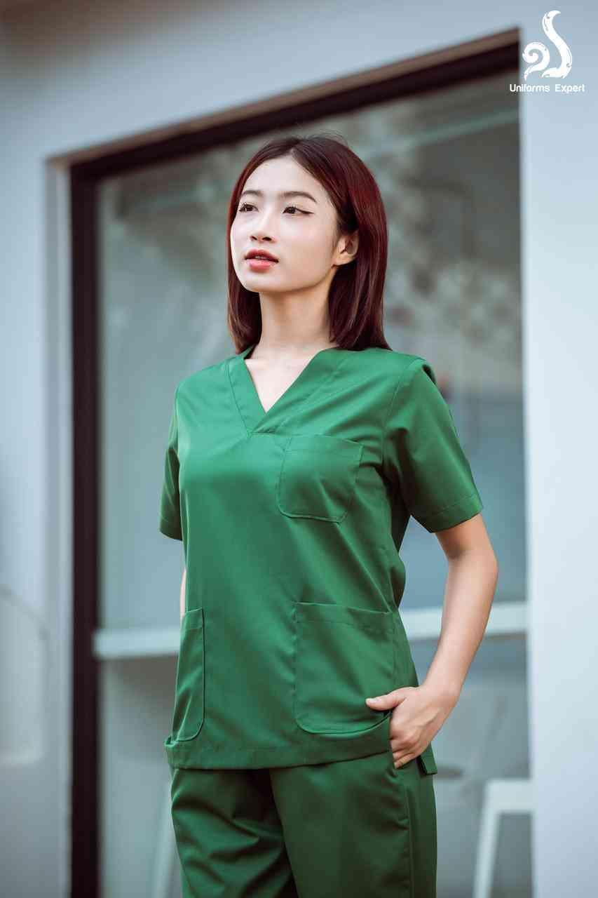 ឈុតនារីពណ៌បៃតង - Nurse set for women Green  color