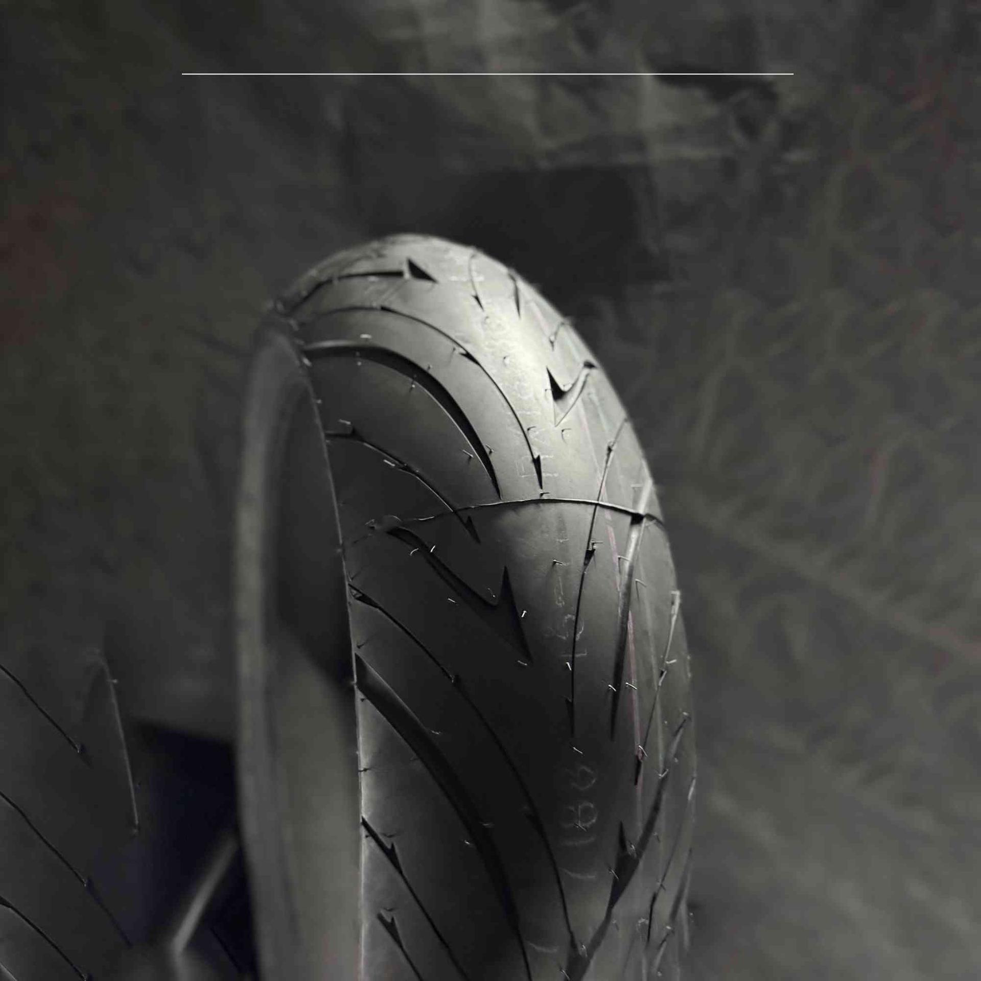 190/55ZR17  R016  75W  T/L