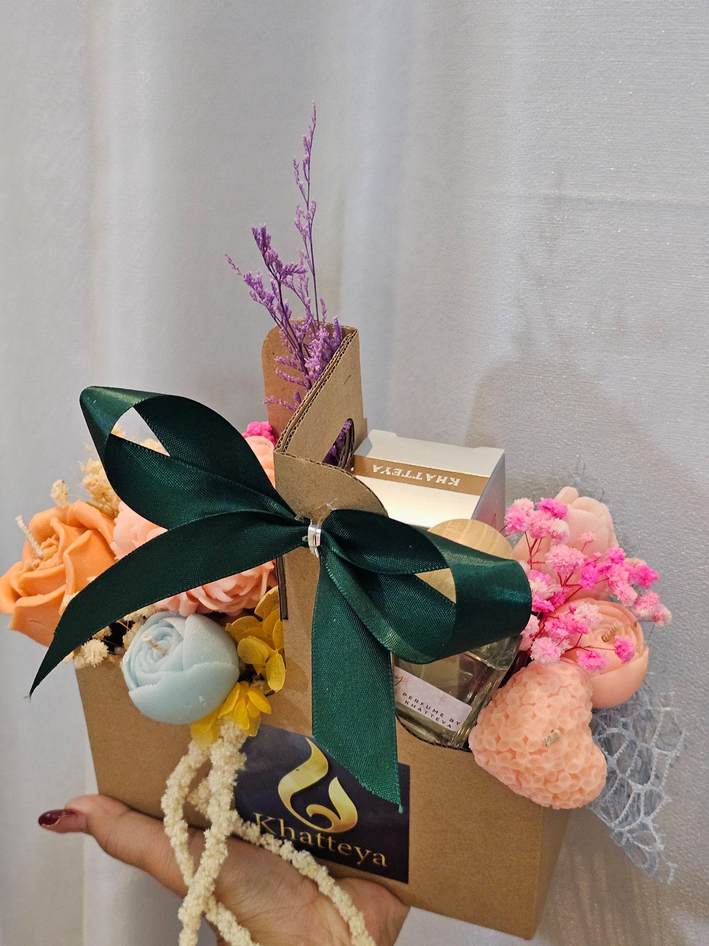 Perfume gift bouquet