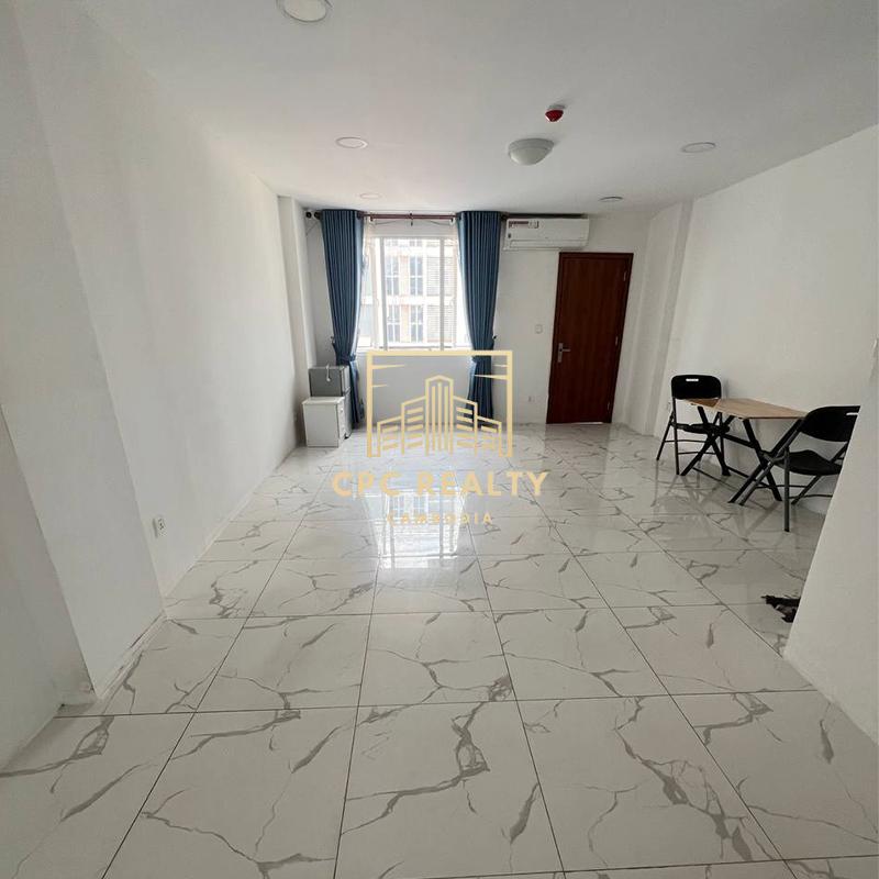 Studio Room 200$