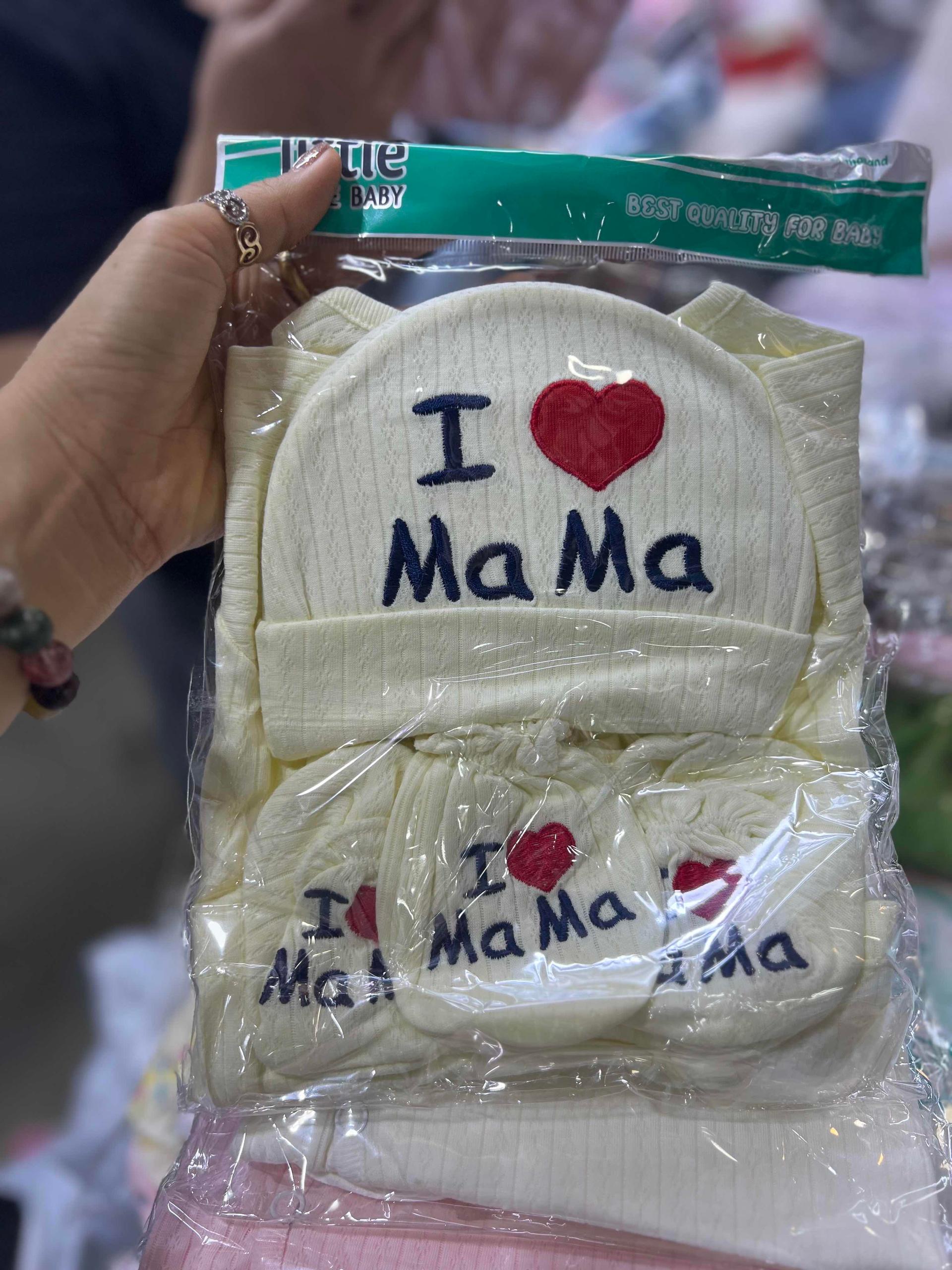 ឈុតមានមួក mamy អំបោះ 7.5$