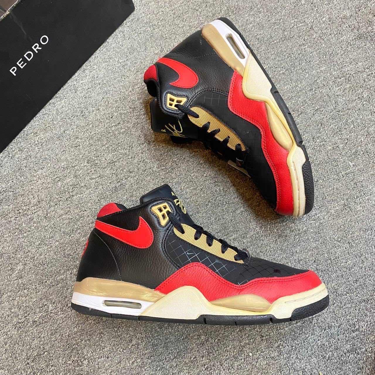 Nike