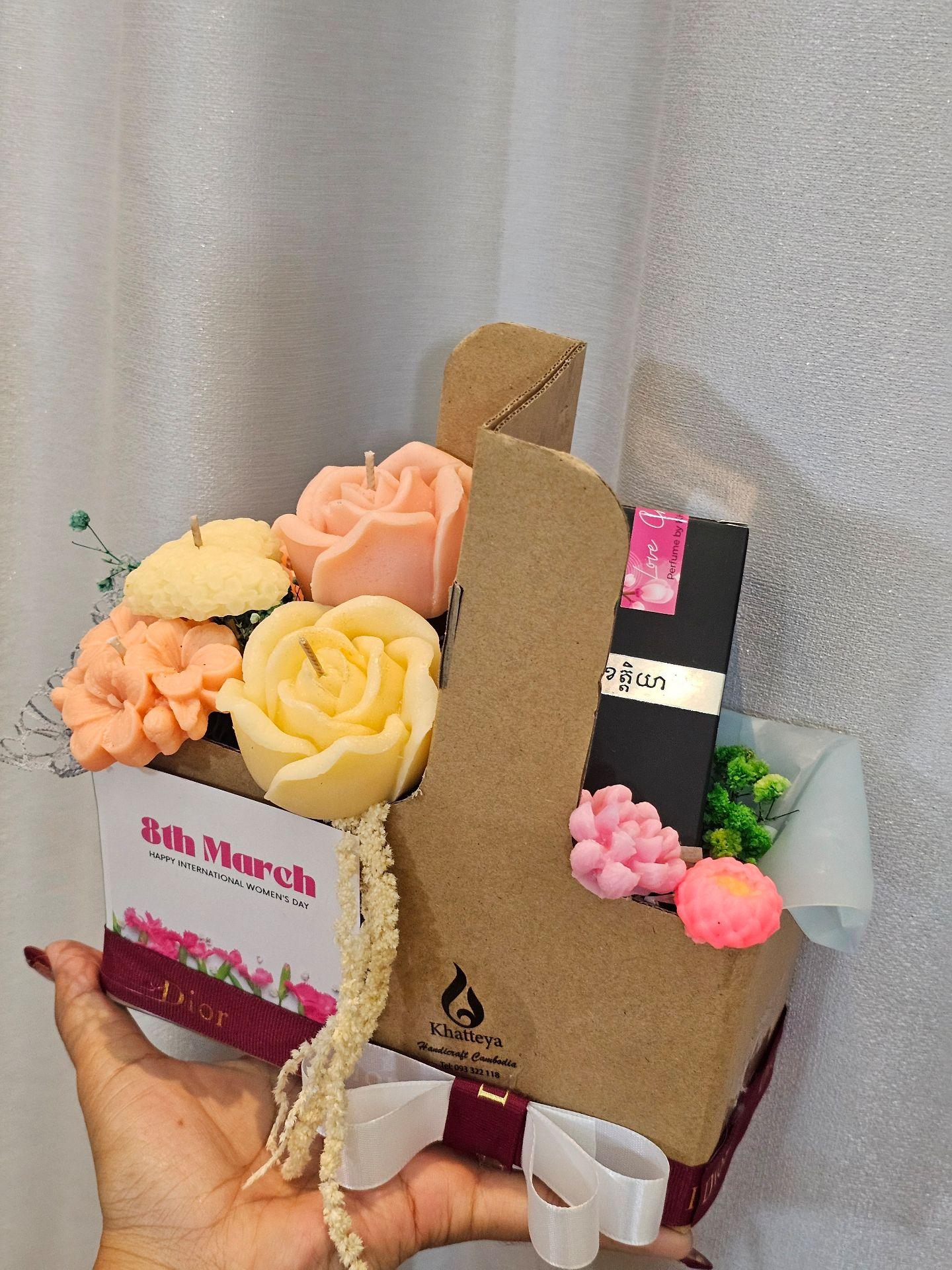 Candle and Perfume gift
