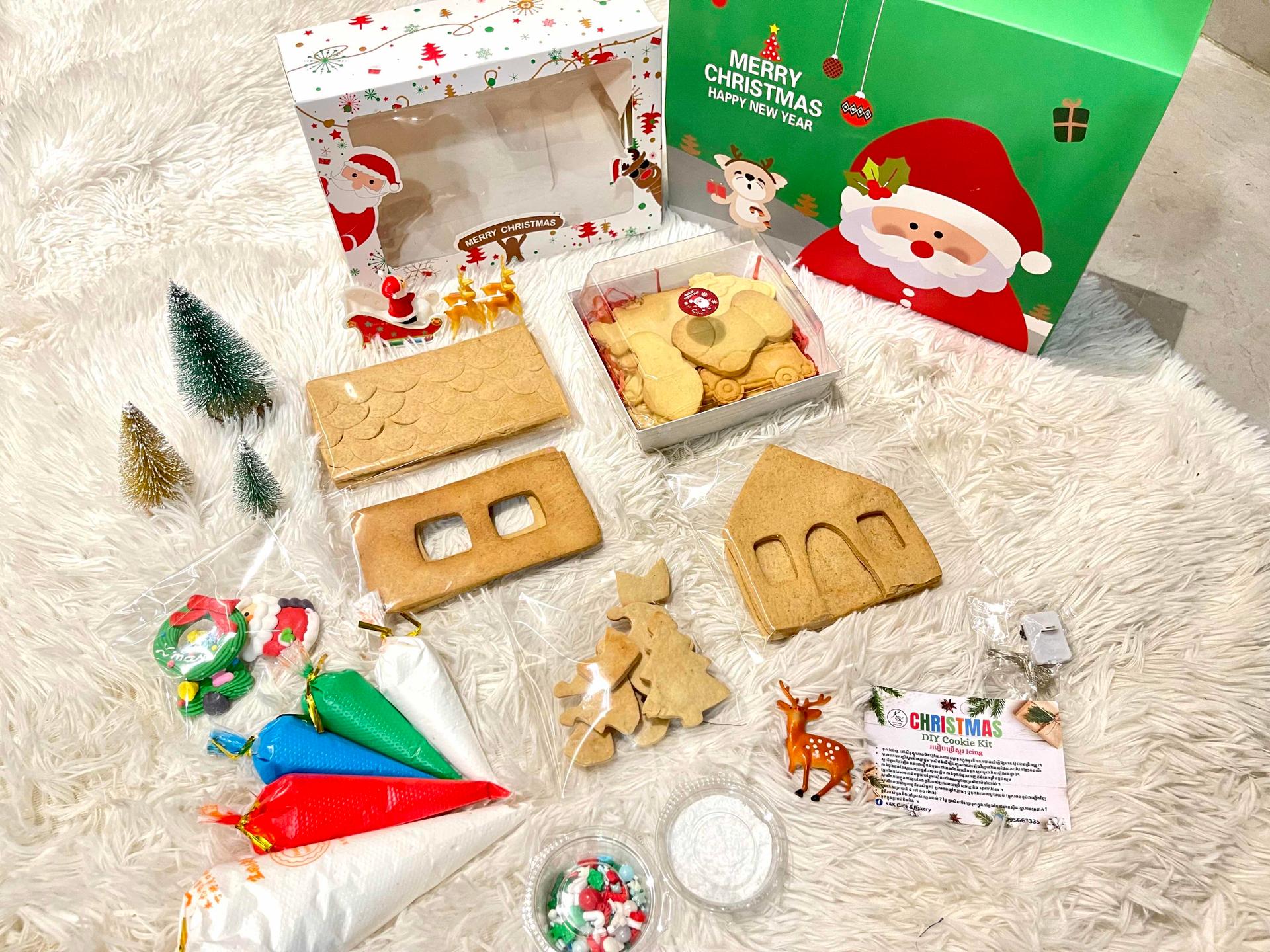 DIY Ginger Bread House Family Set