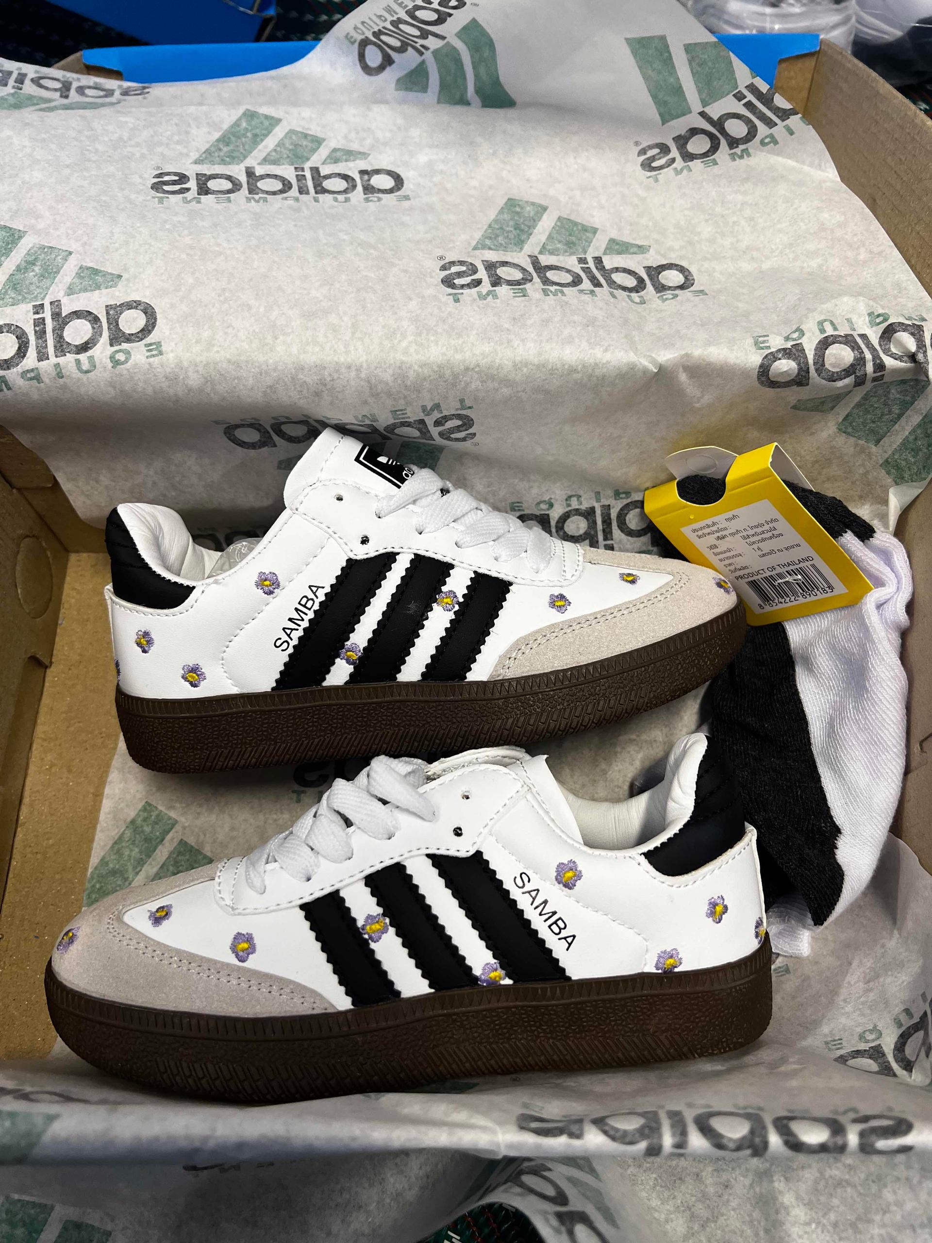 Samba Floral White Black