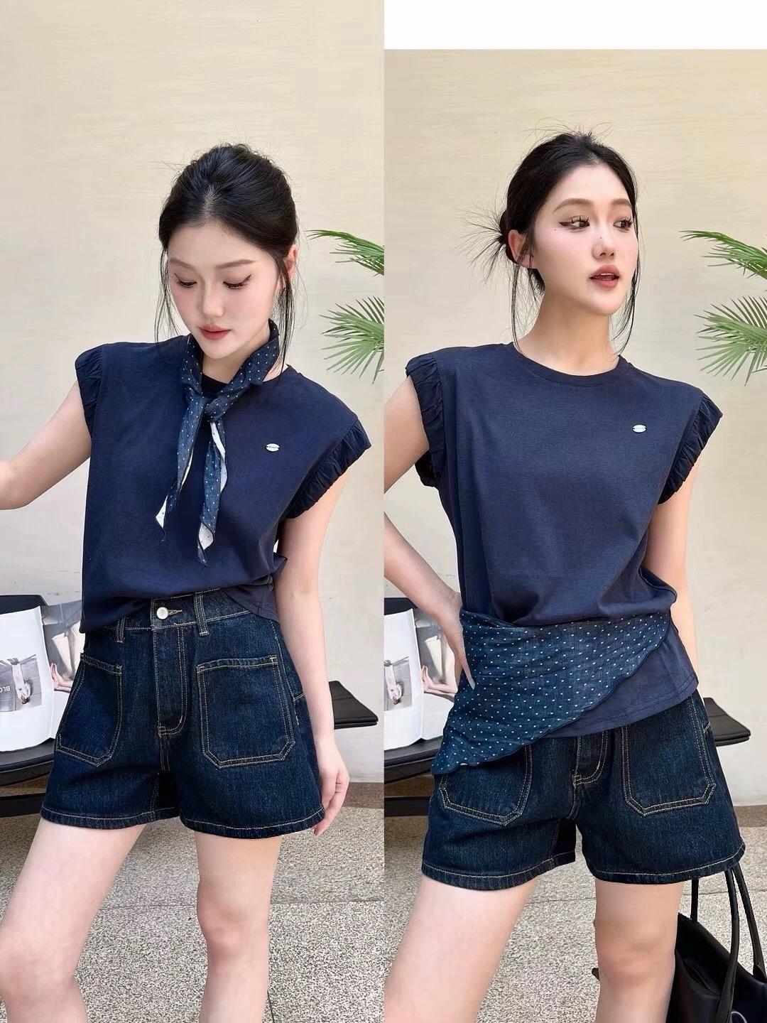 Tie-neck top