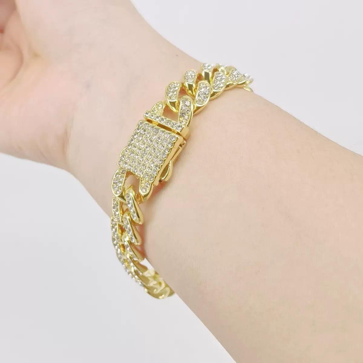 Bracelet-ខ្សែដៃ L0028