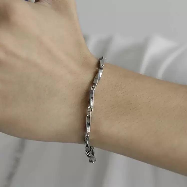 Bracelet-ខ្សែដៃ L0014