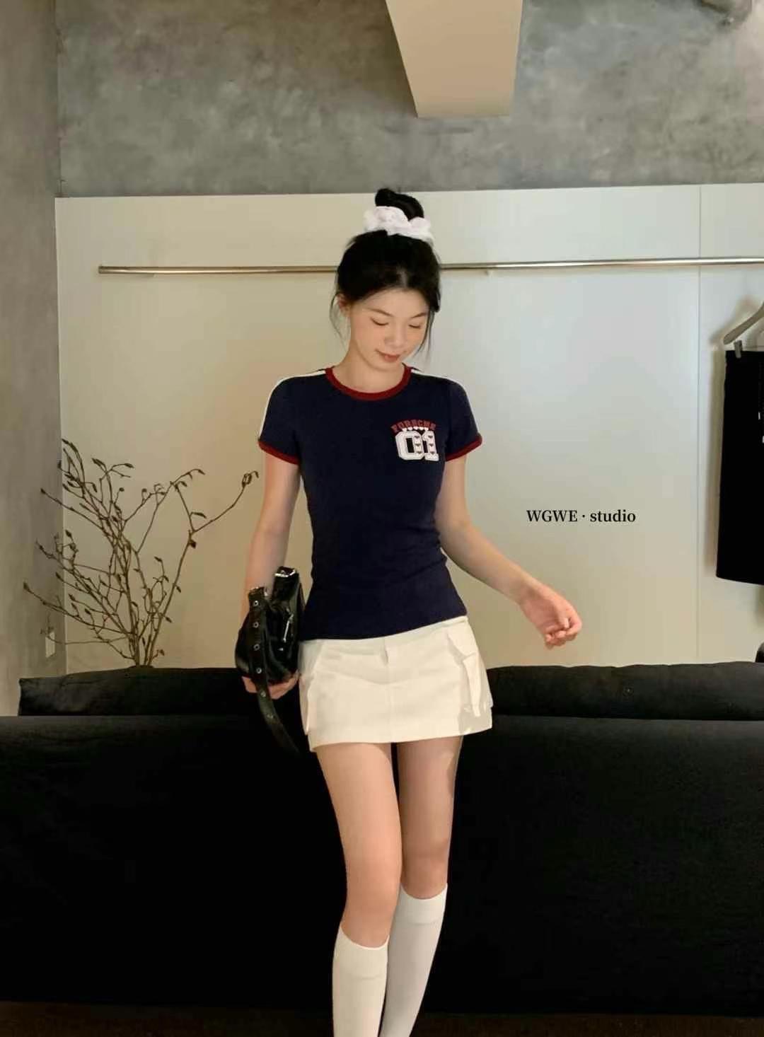 01 shirt