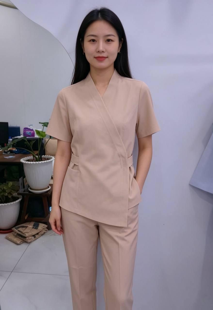 VIPឈុតខោចង្កះបារាំង សាច់ G2000 (code 50) ពណ៌សាច់ ម៉ូតមានខ្សែនៅចង្កះមានដាក់ឡេវទាក់ Size M=8