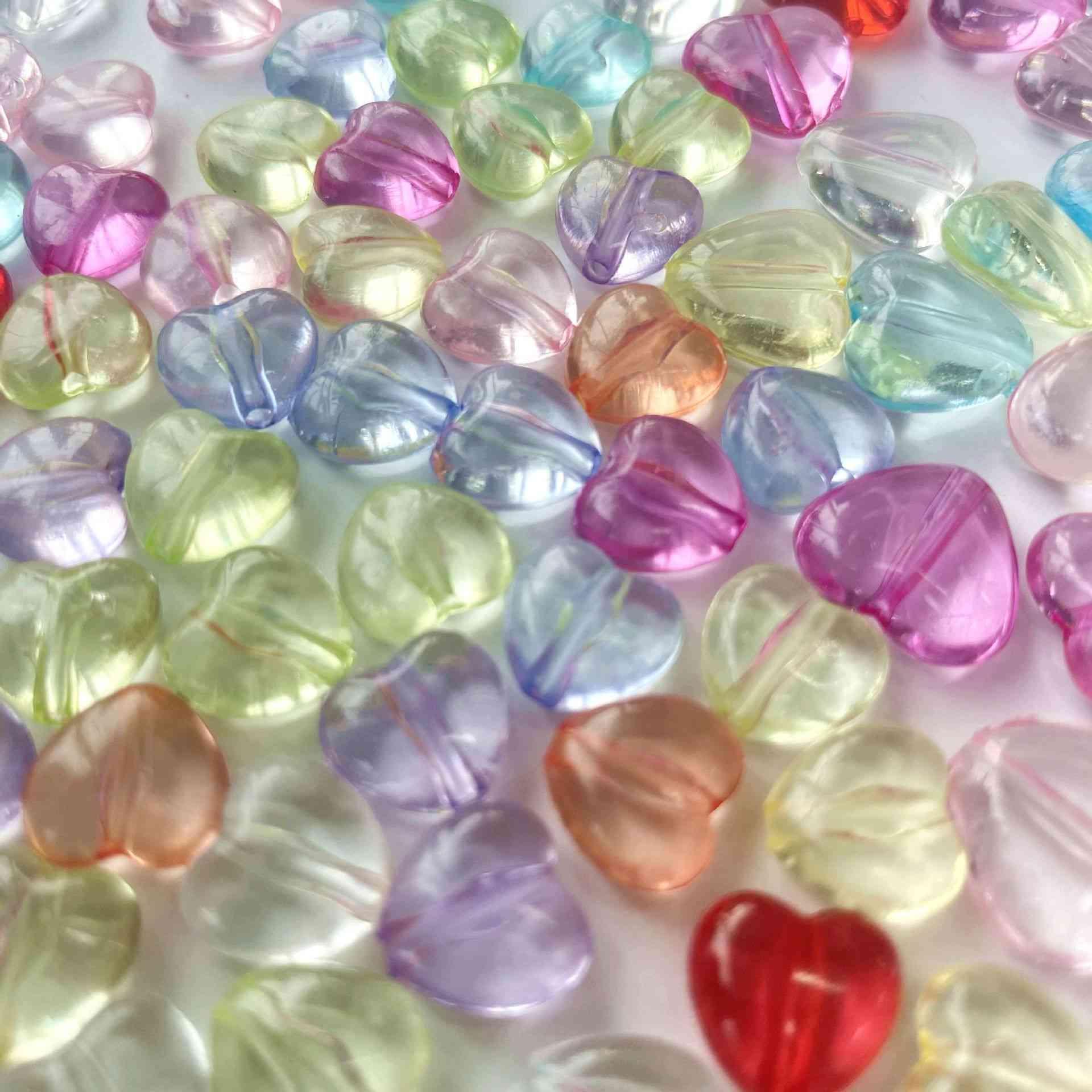 Clear heart bead