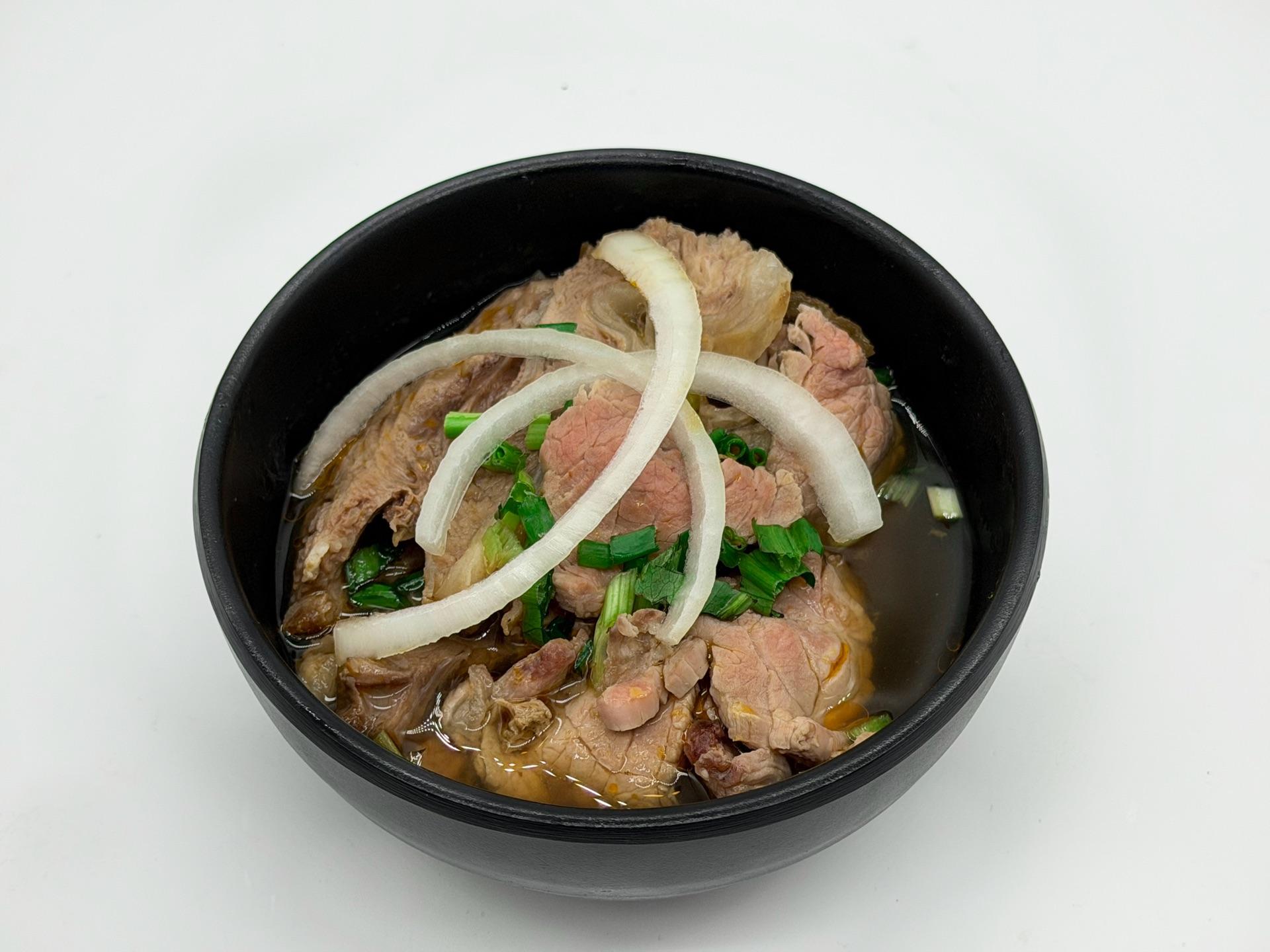 សាច់គោ