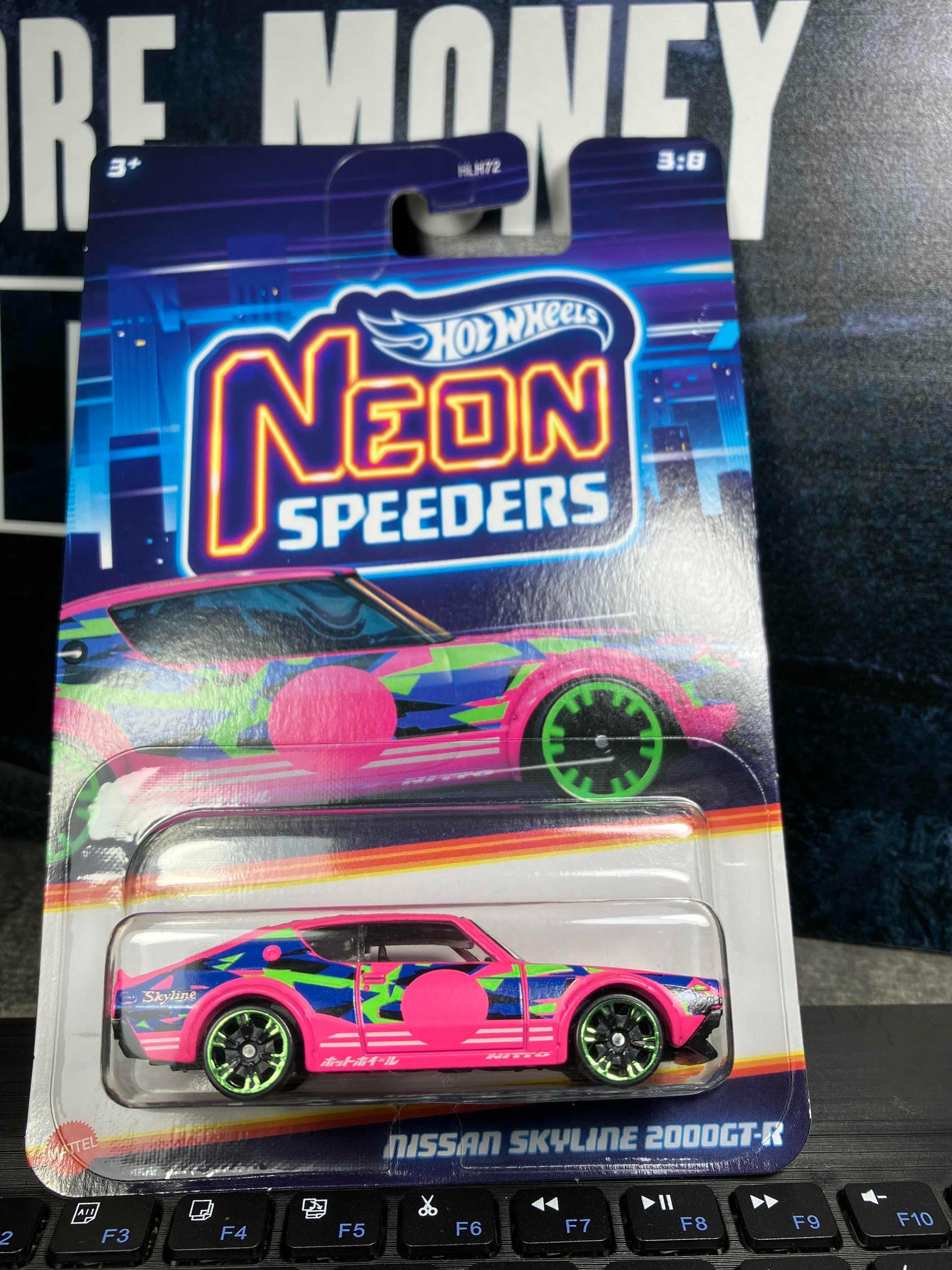 Nissan Skyline 2000 GT-R (NEON Speeders)