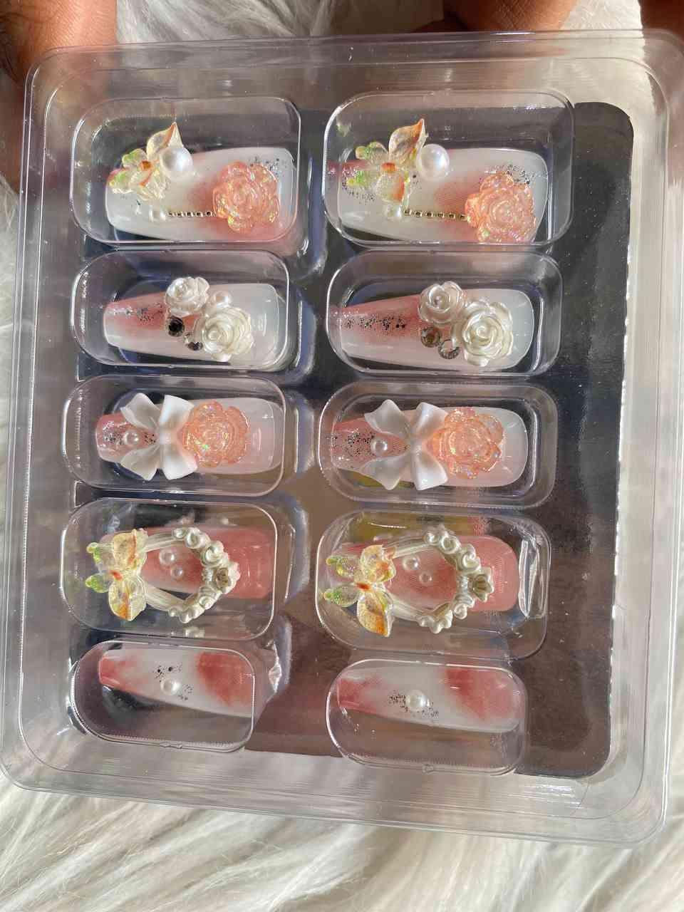 ក្រចកបិត