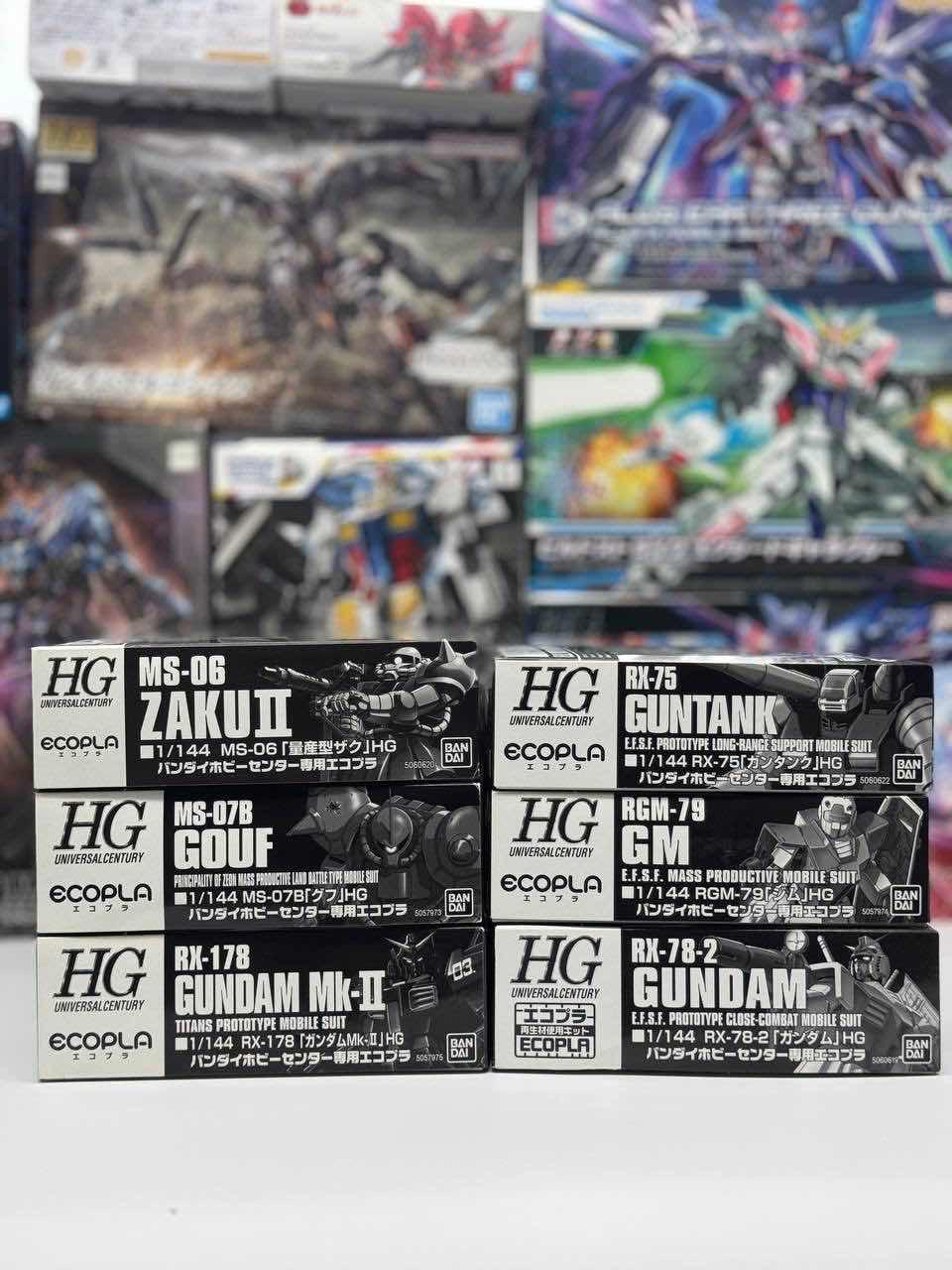 ECOPLA Gumdam HG black 