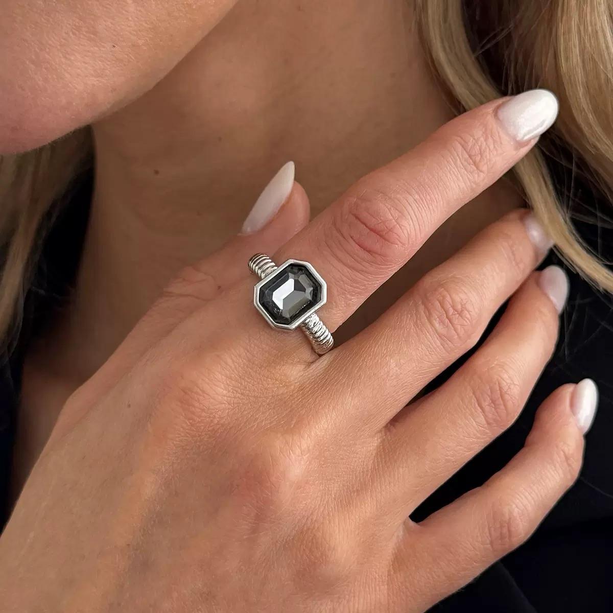 Ring-ចិញ្ចៀន R0033