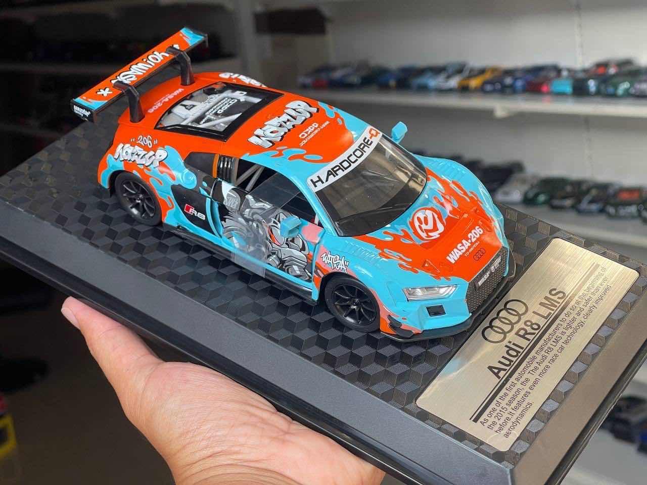 Audi R8