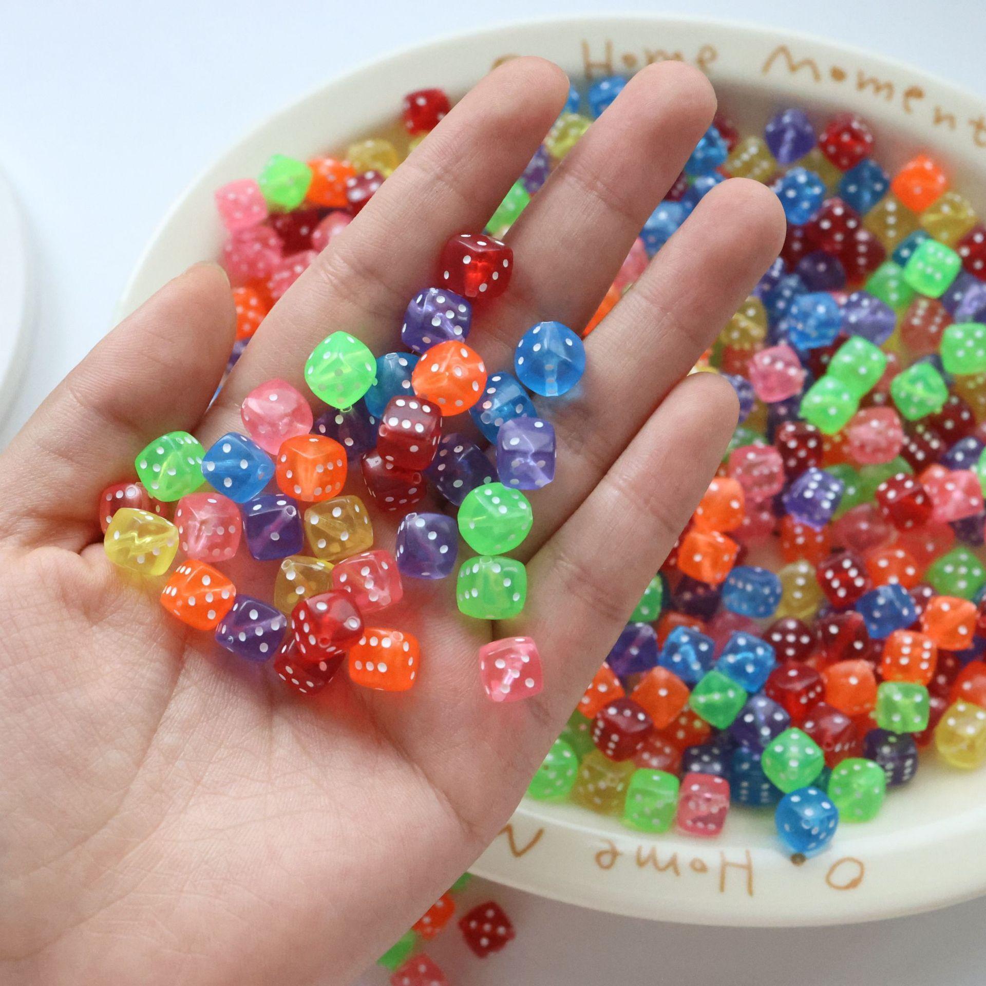 Dice bead