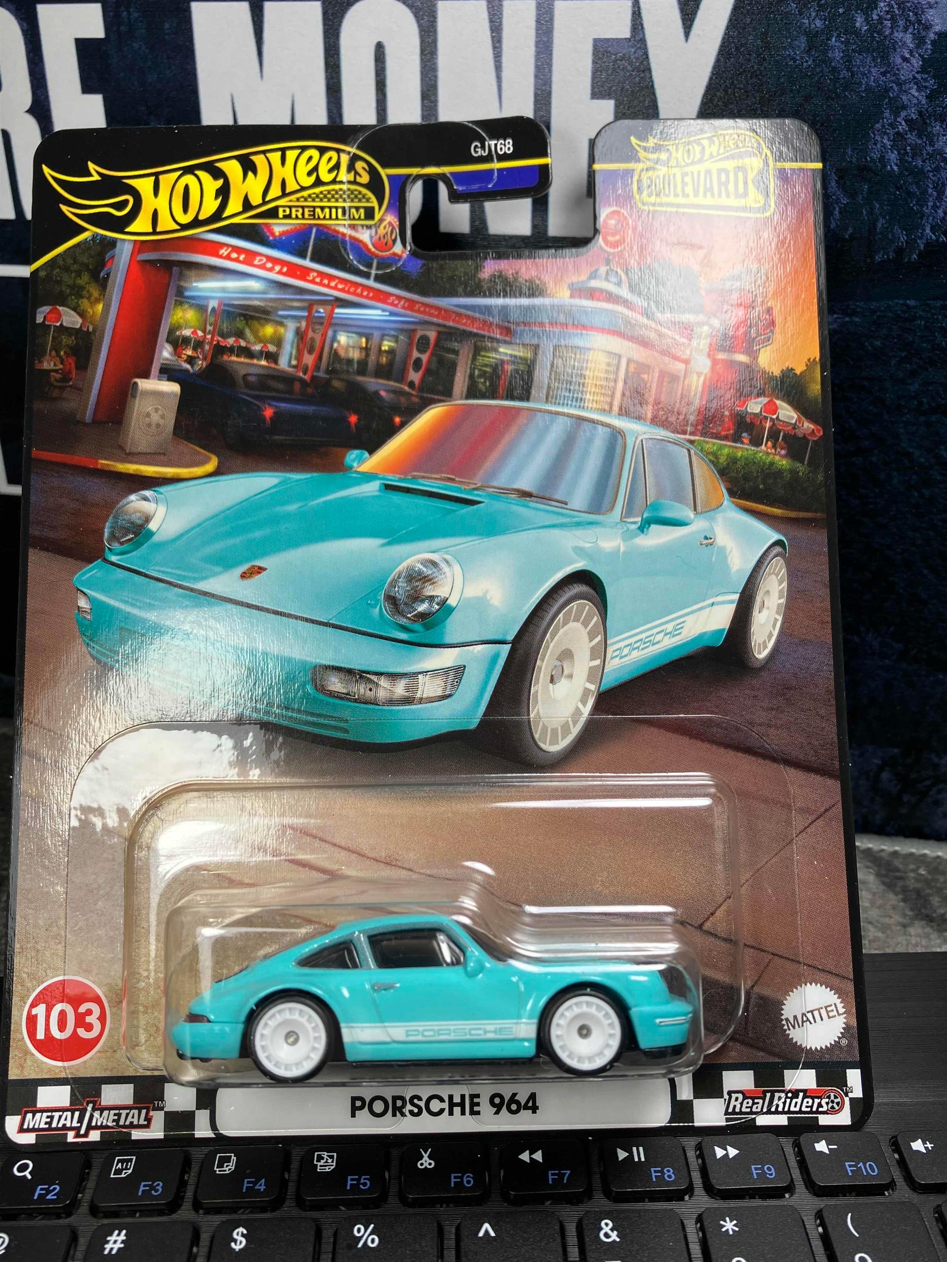 Porsche 964