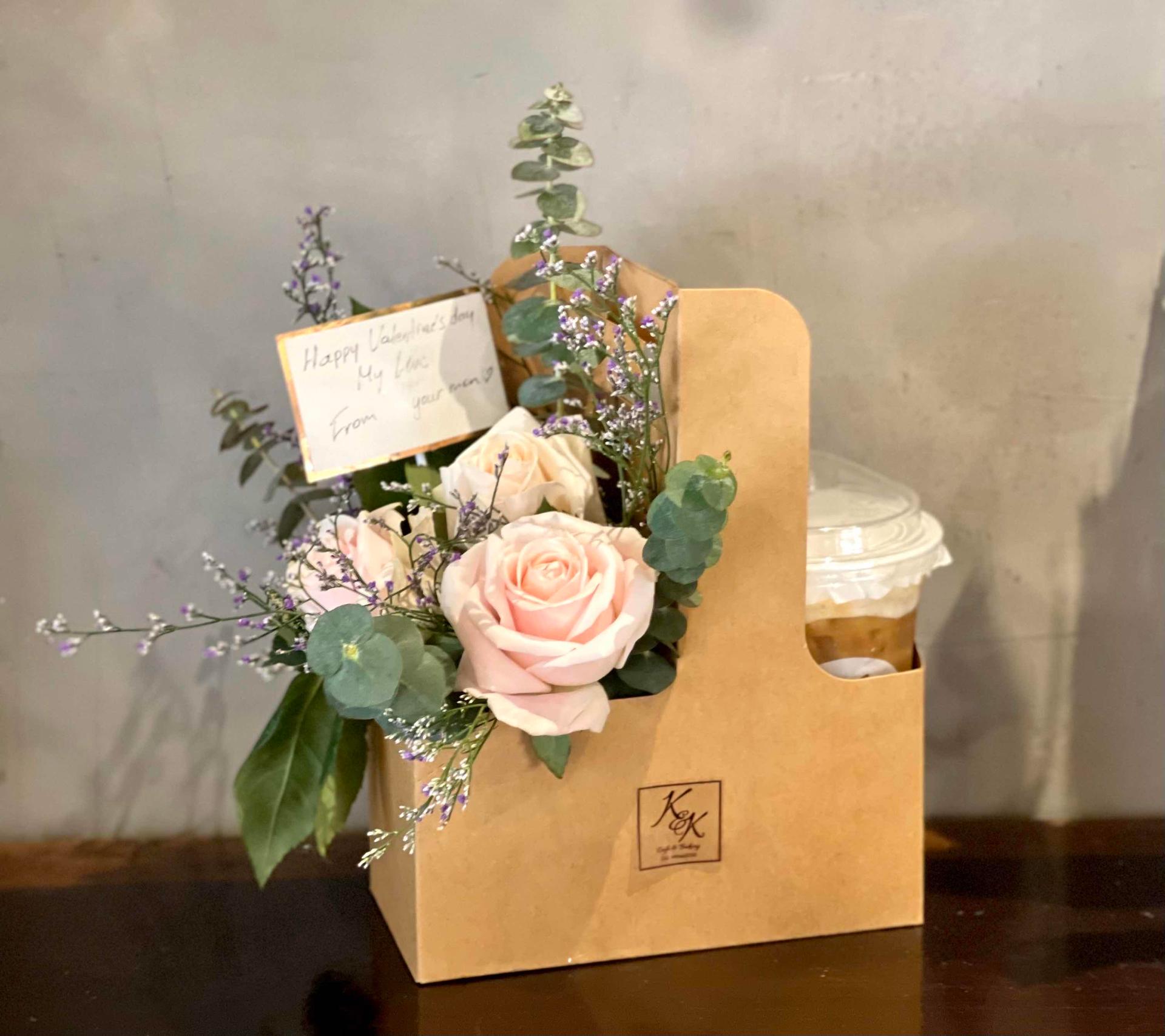 Drink & flower