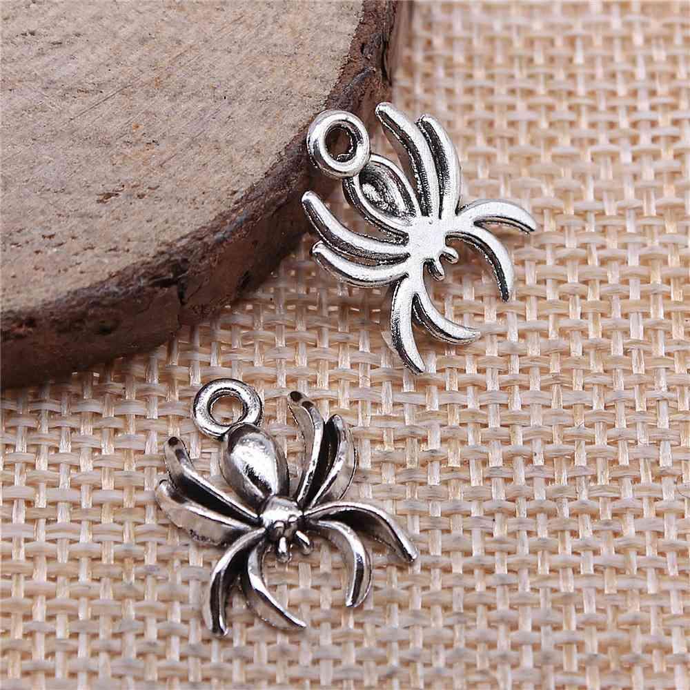 Spider silver charm
