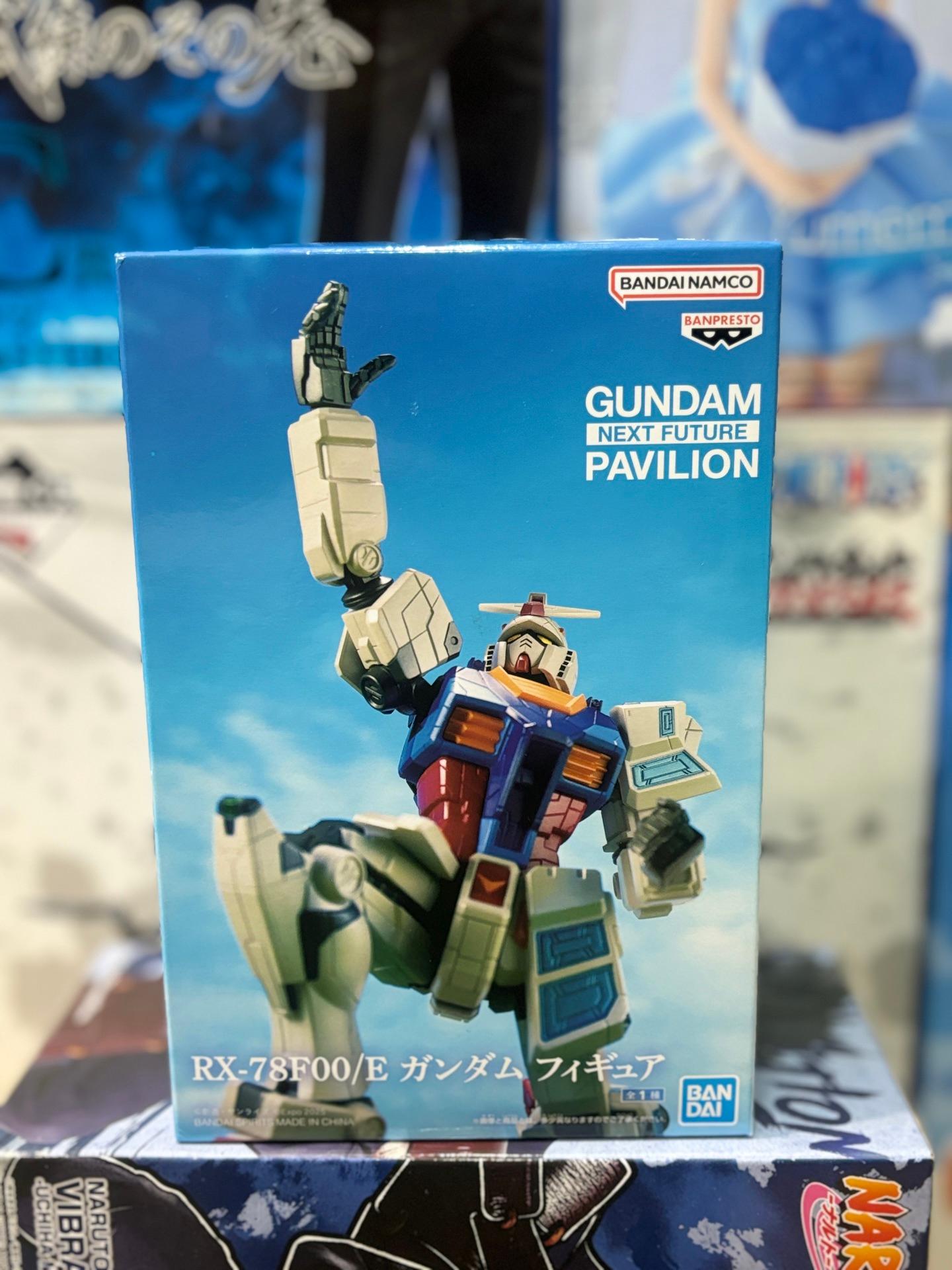 Banpresto prize figure of the RX-78F00/E Gundam