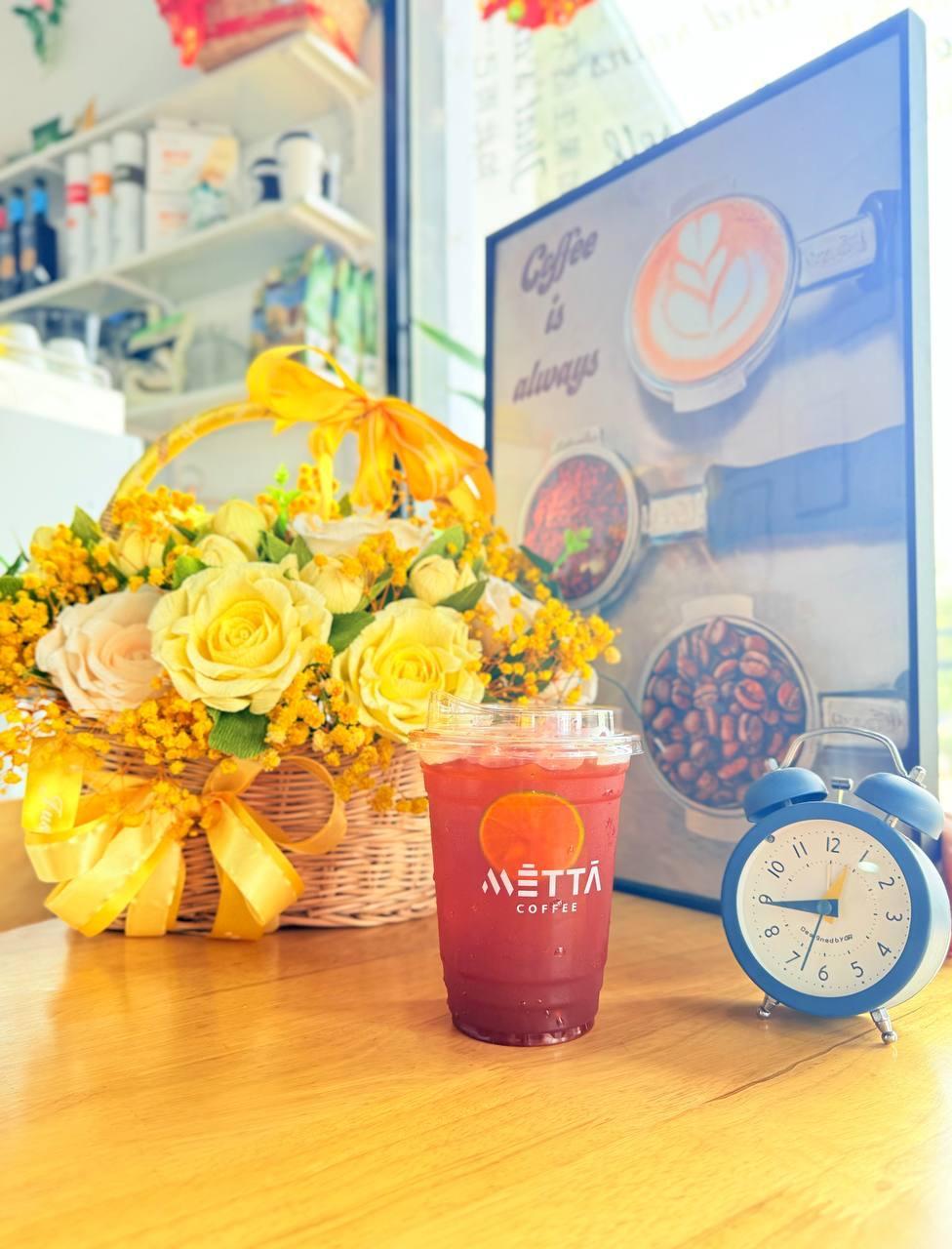 Lemon red tea