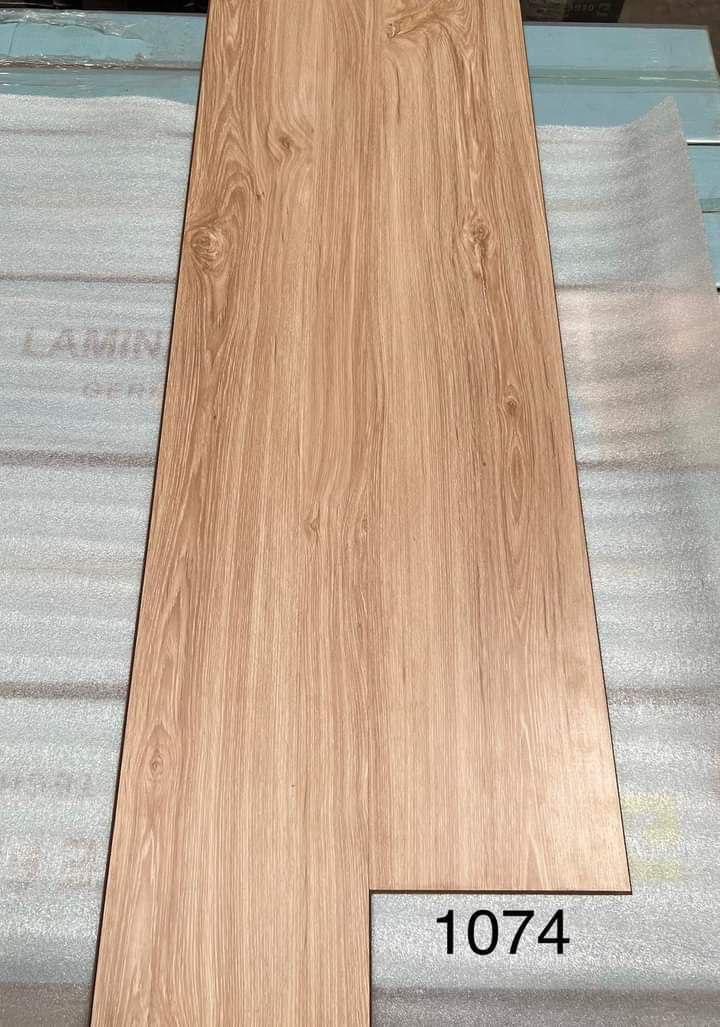 Wood Laminate Flooring 1074
