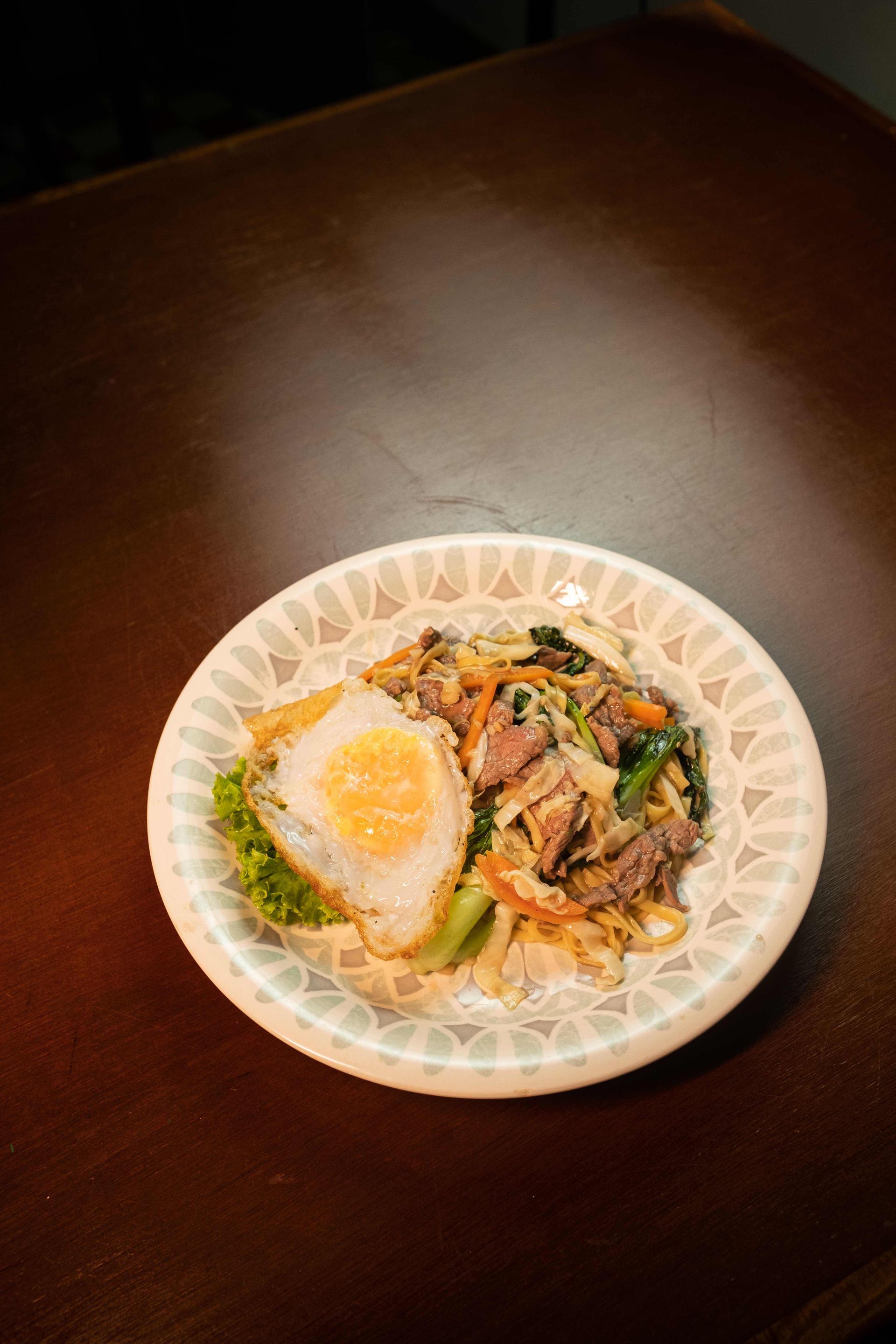 Fried Noodle with Beef 