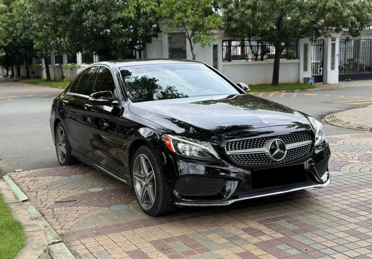 C300
