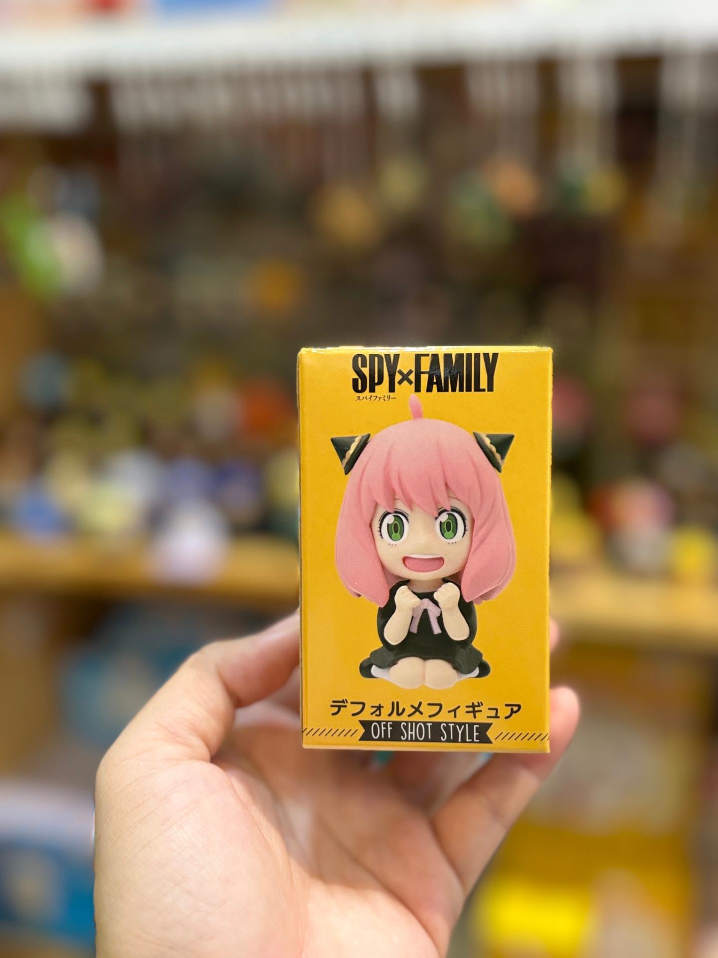 Taito Spy x Family Deformed Figure Off Shot Style of the character Anya Forger
