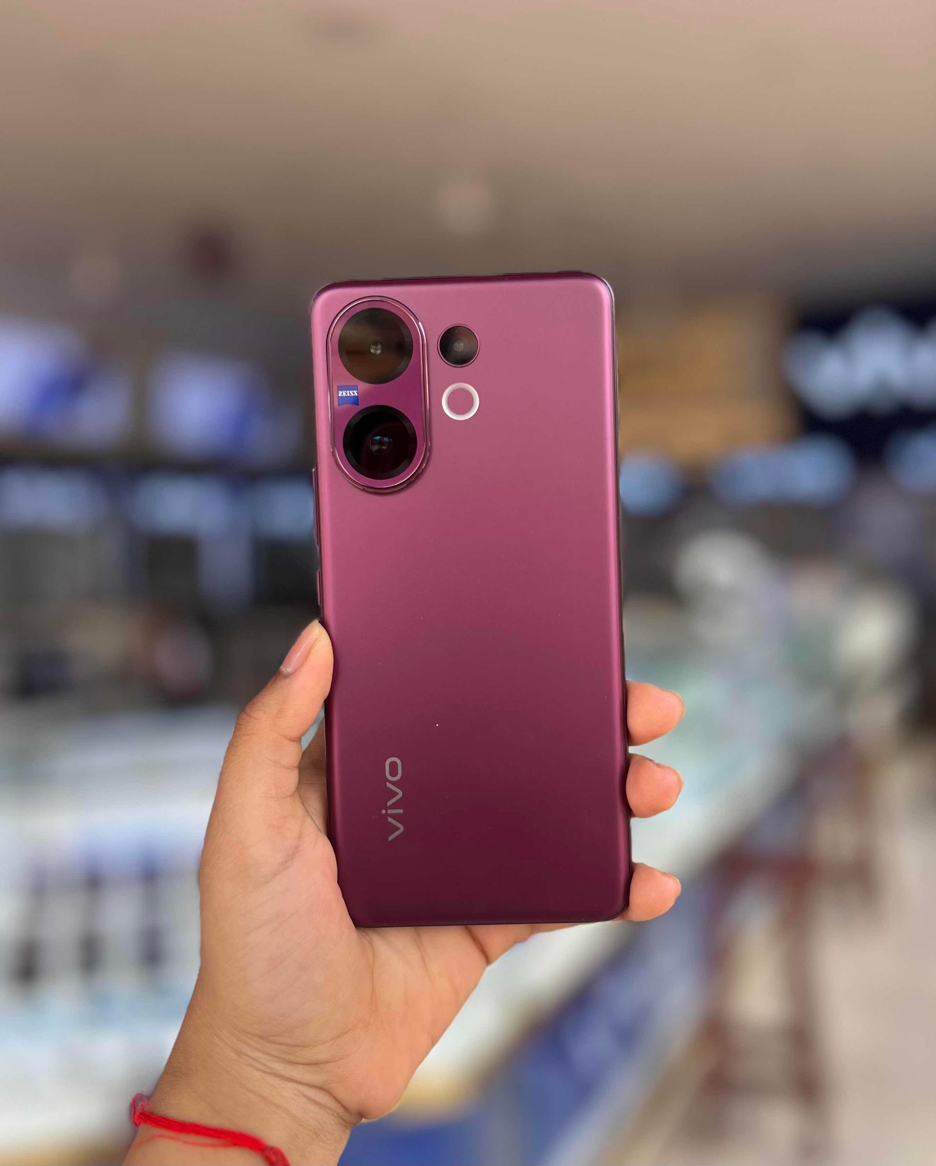Vivo V60