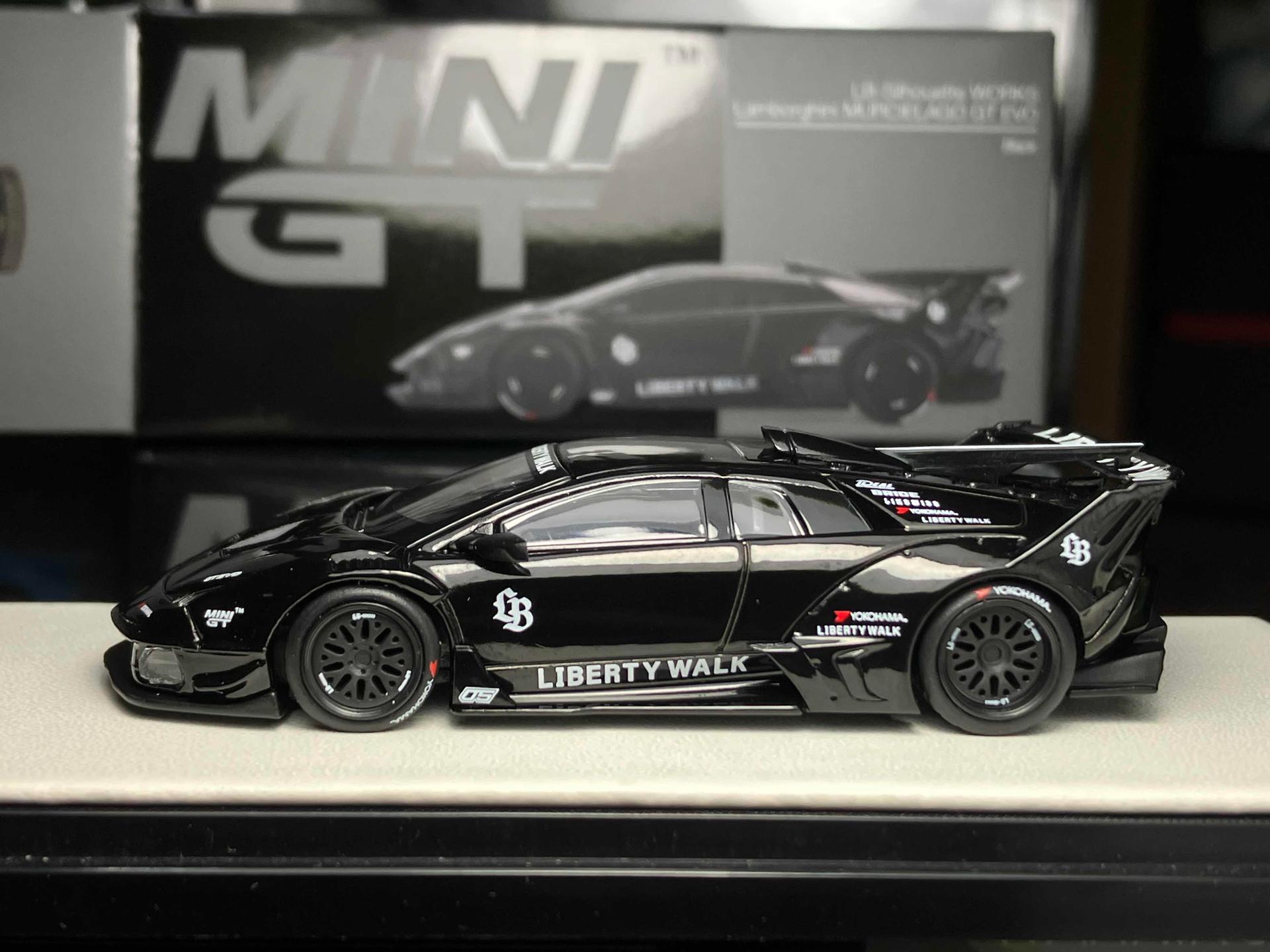 1/64Lamborghini LB-Silhouette WORKS MURCIELAGO GT Evo Black