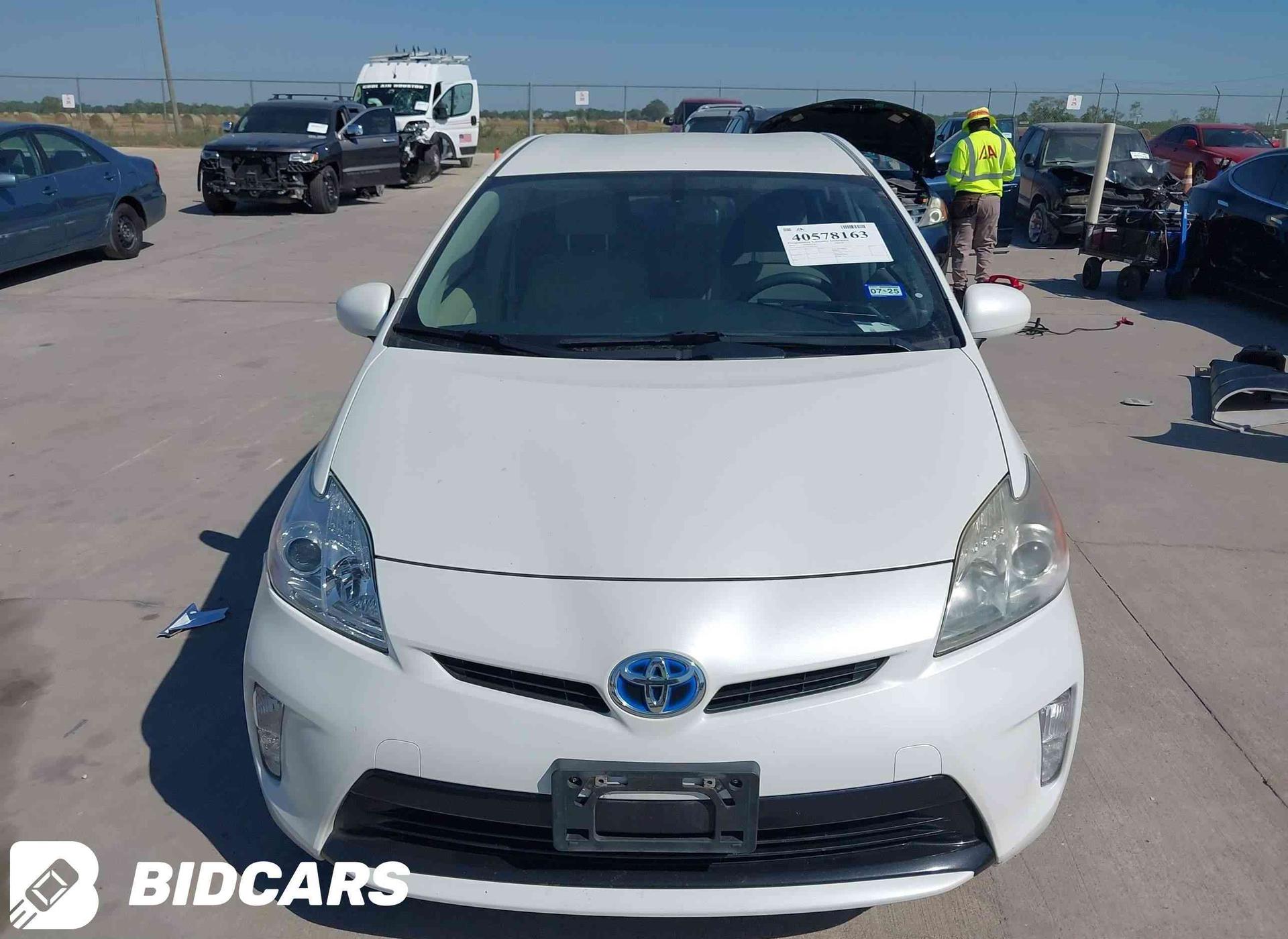 2012 OPT.2 Up3 ម៉ៃតិច ក្នុងលឿង