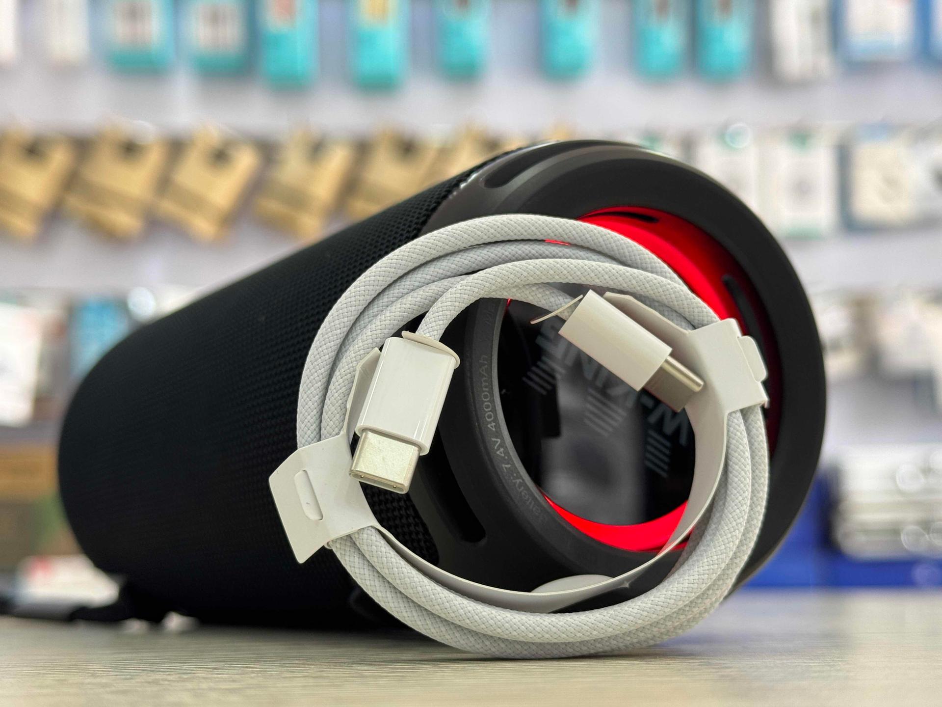 Apple cable 60W C to C