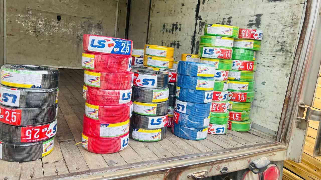 ខ្សែទោលកូរ៉េ LS 1x2.5 Sq.mm ព៌ណលឿង