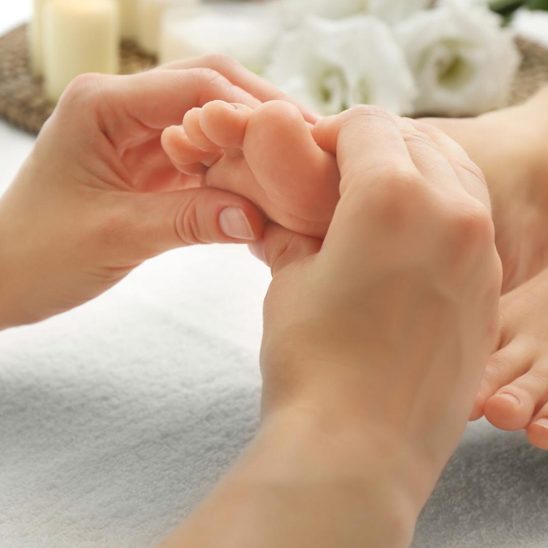 Foot Massage (Lotion + Herbal Foot Soak)