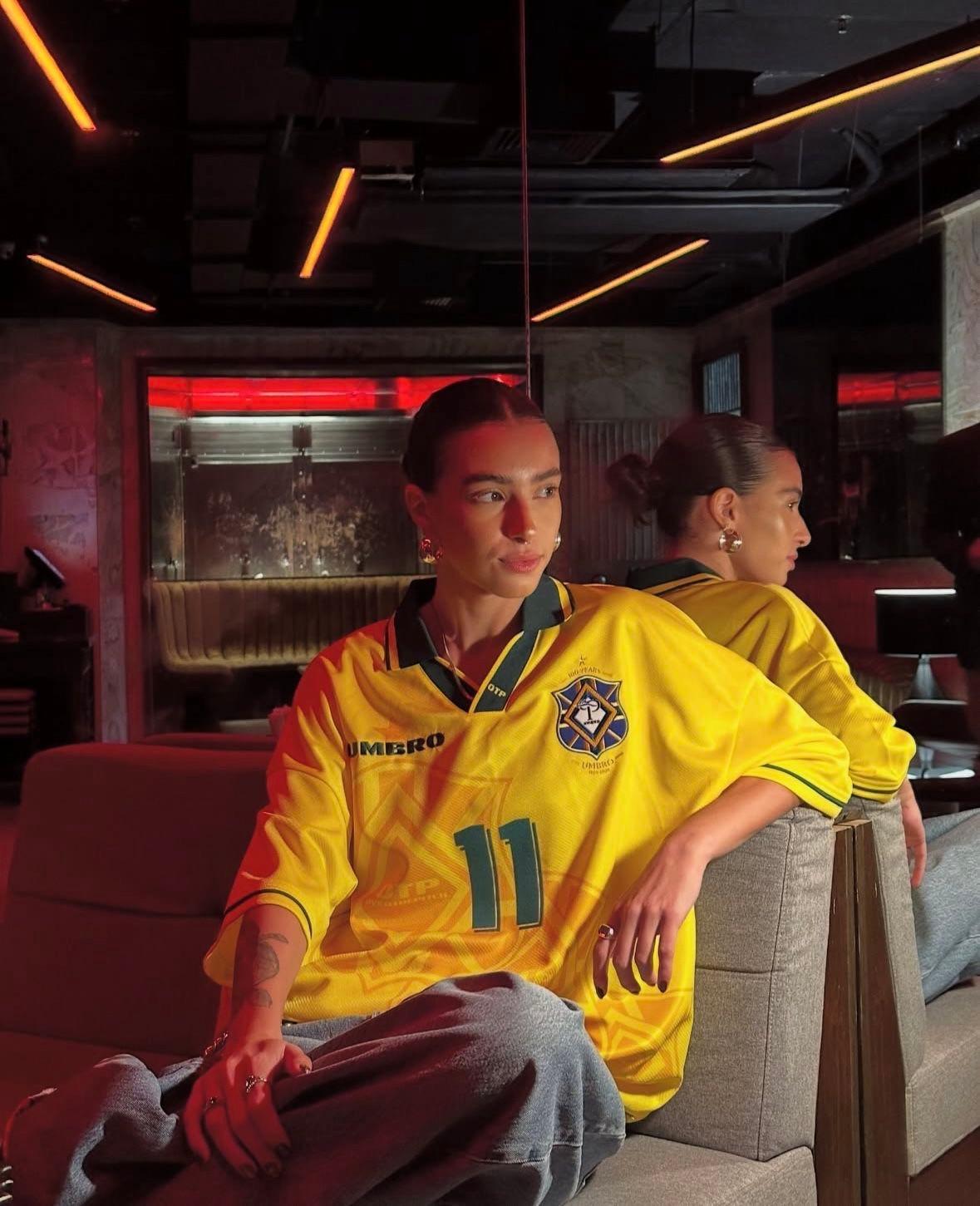 1994-1995 brazil umbro home jersey