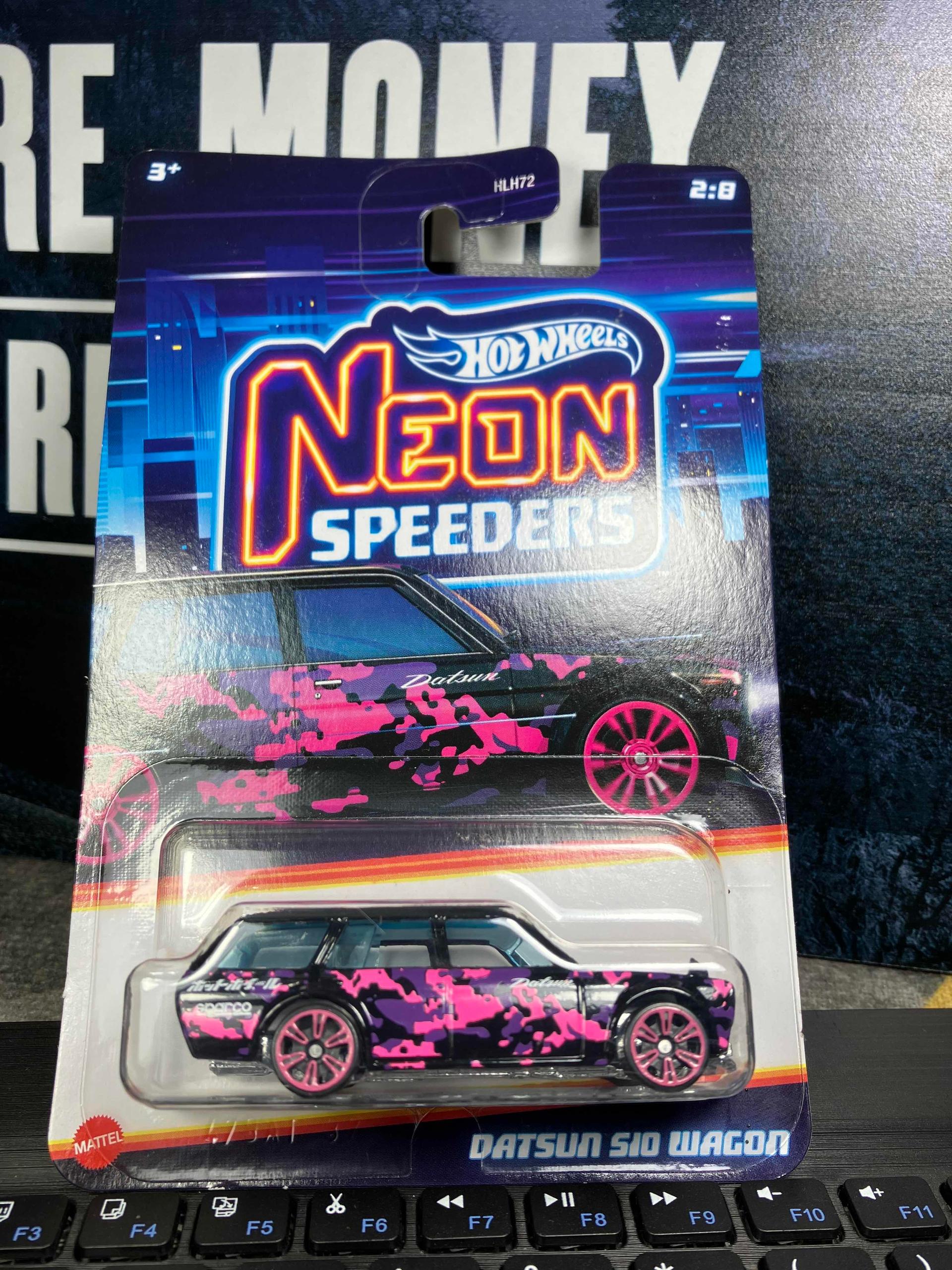 Datsun (NEON Speeders)