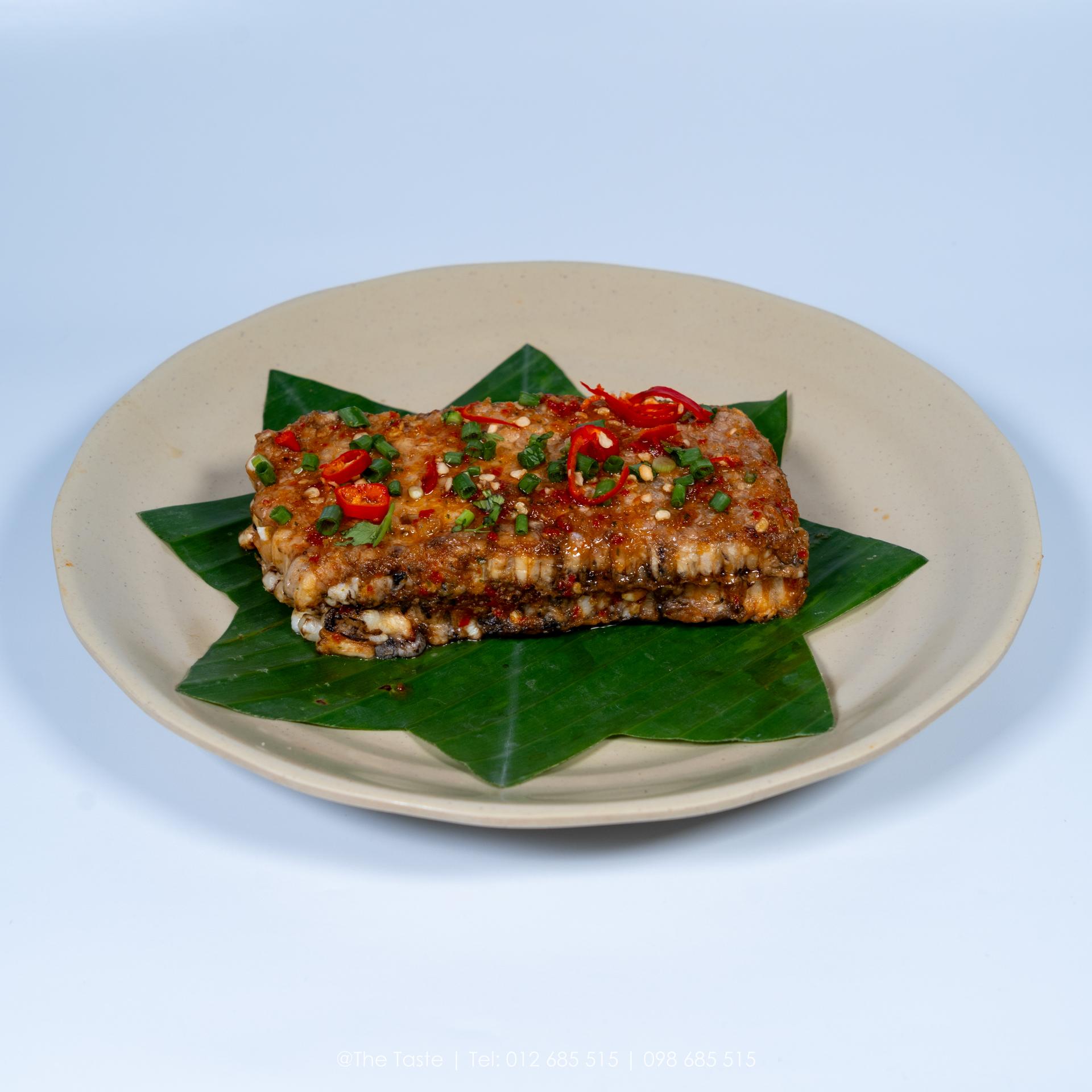 ឃ្មុំអាំងអំបិលម្ទេស