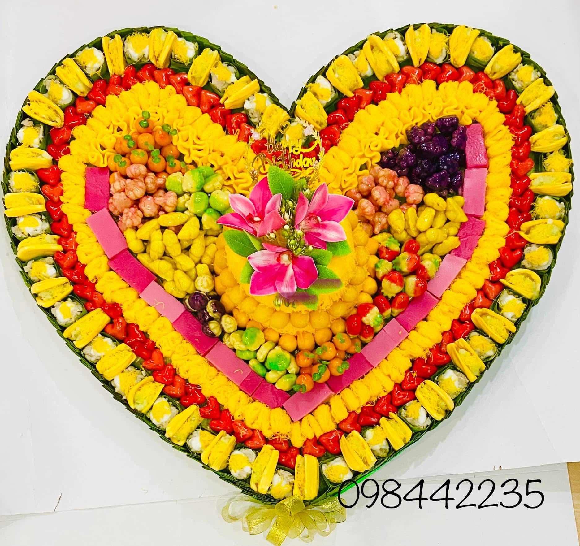 នំបេះដូង150$ 