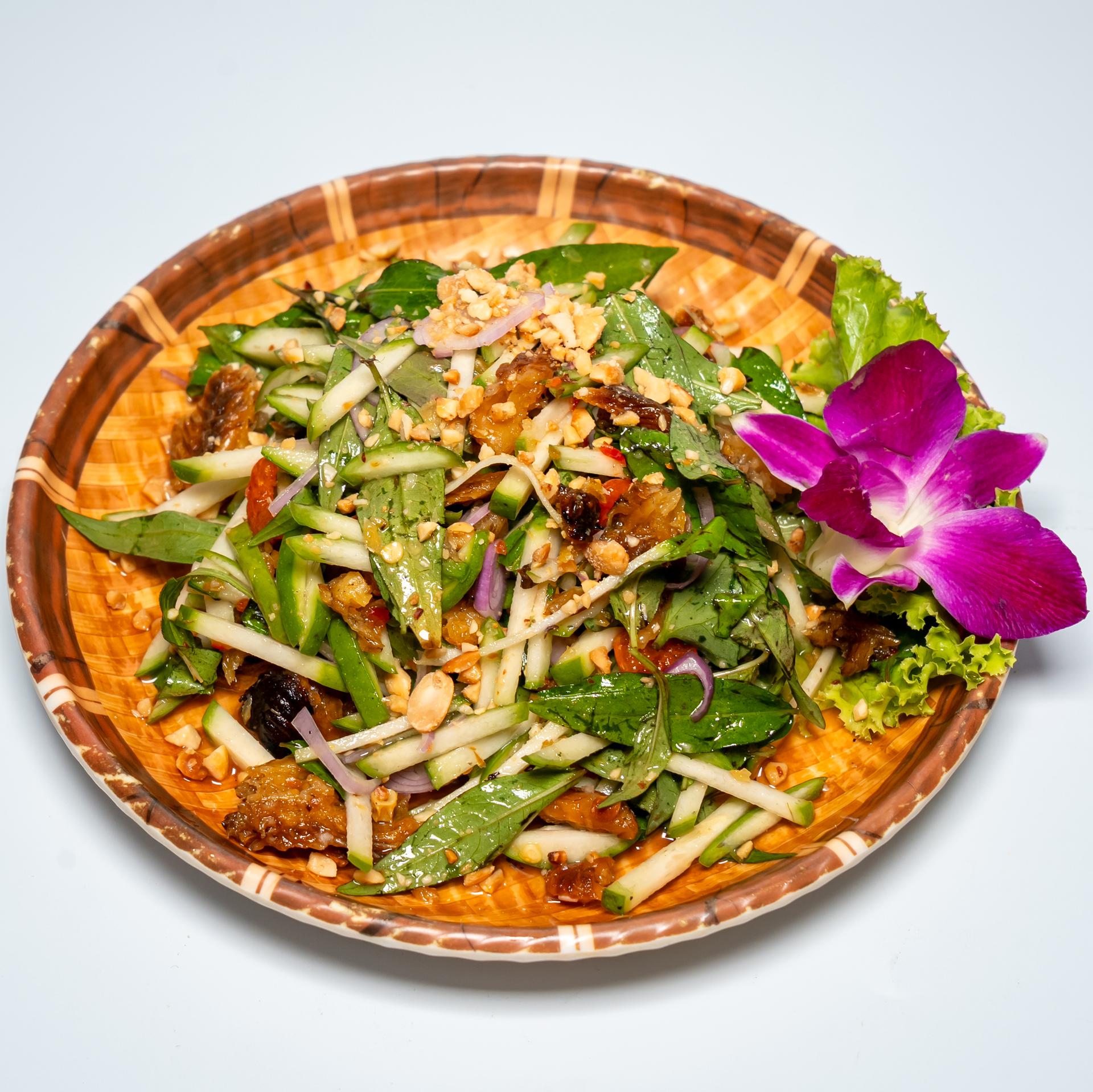 ញាំម្កាក់ត្រីឆ្អើ