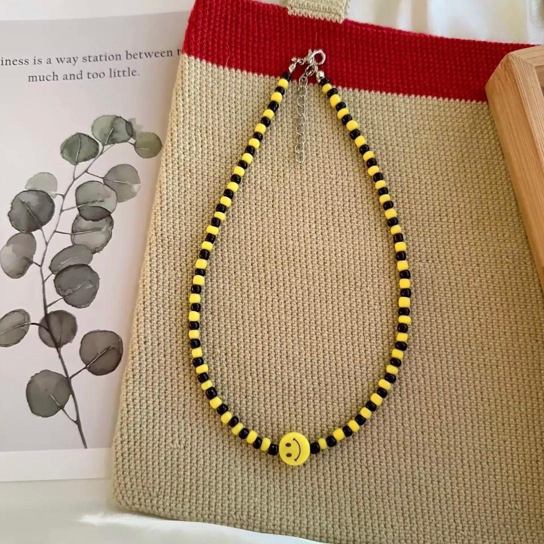 Smile necklace