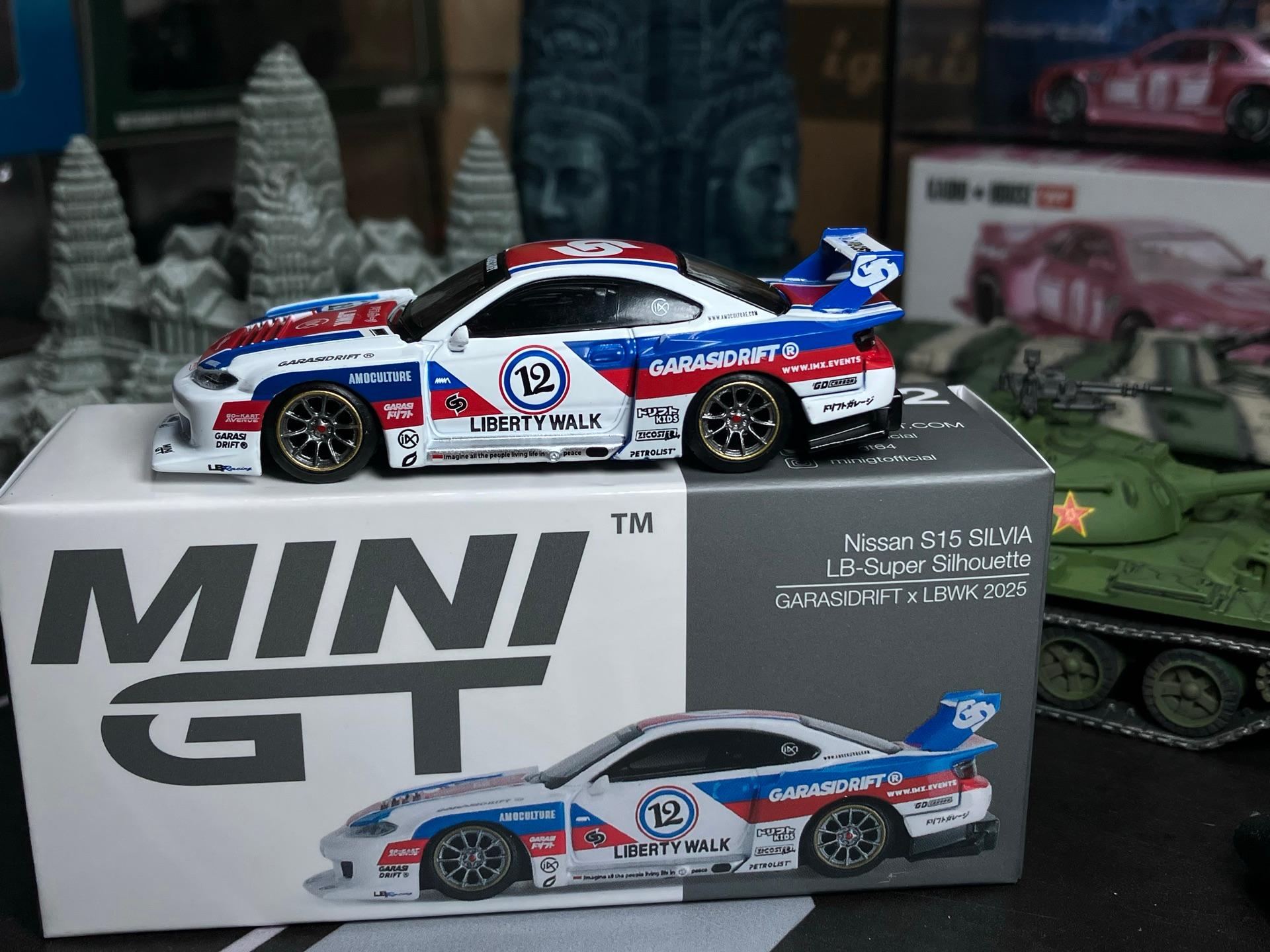 Nissah S15 SILV LB-Super Silhouerie GARASIDRIFT X LBWK 2025