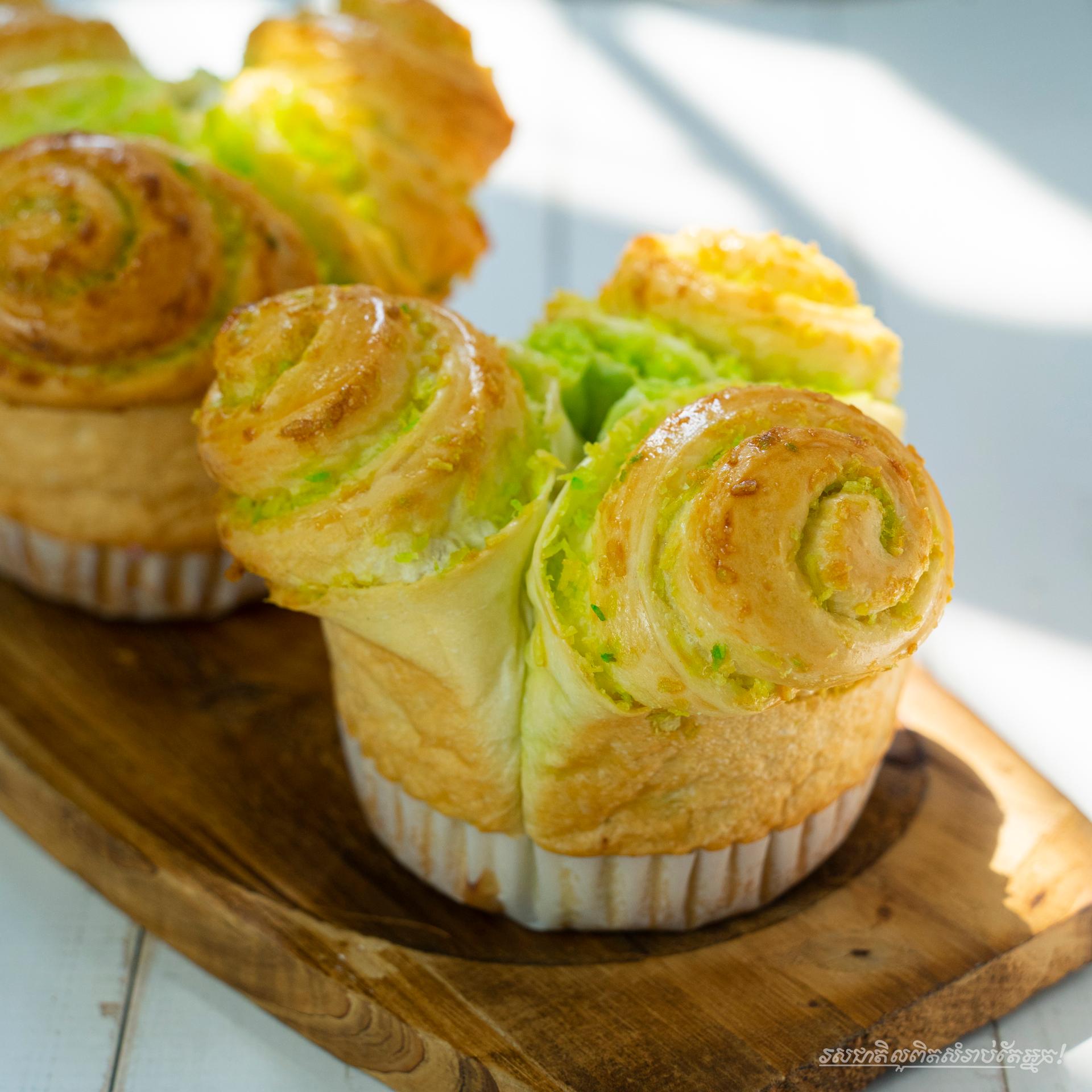 3 Roses Cake 1pcs