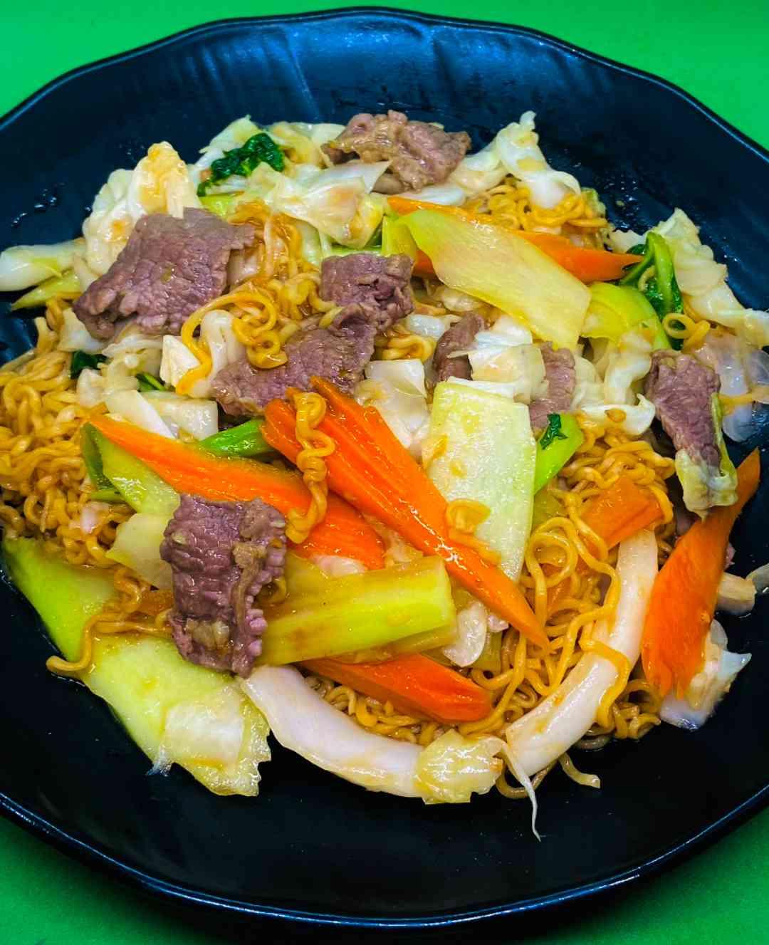 មីឆាសាច់គោ / 牛肉面汤